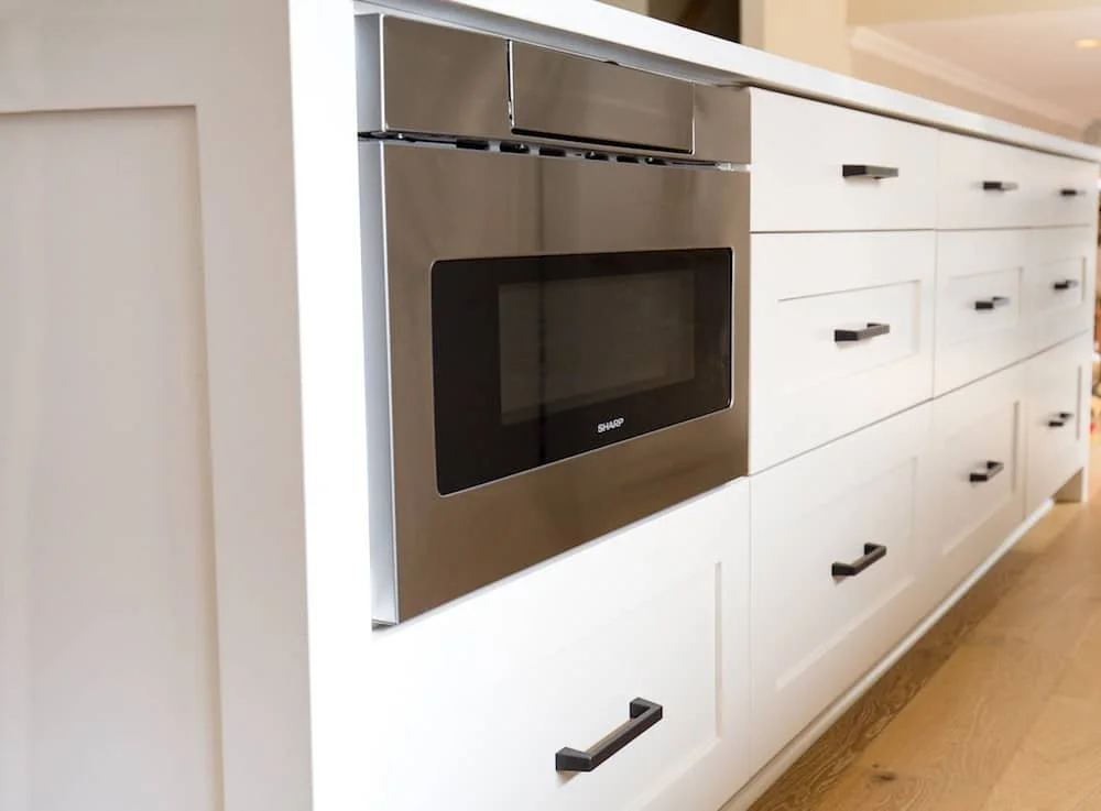 Kitchen Microwave 4.jpg