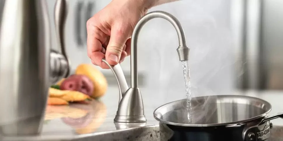 Instant Hot Water Dispenser 4.jpg