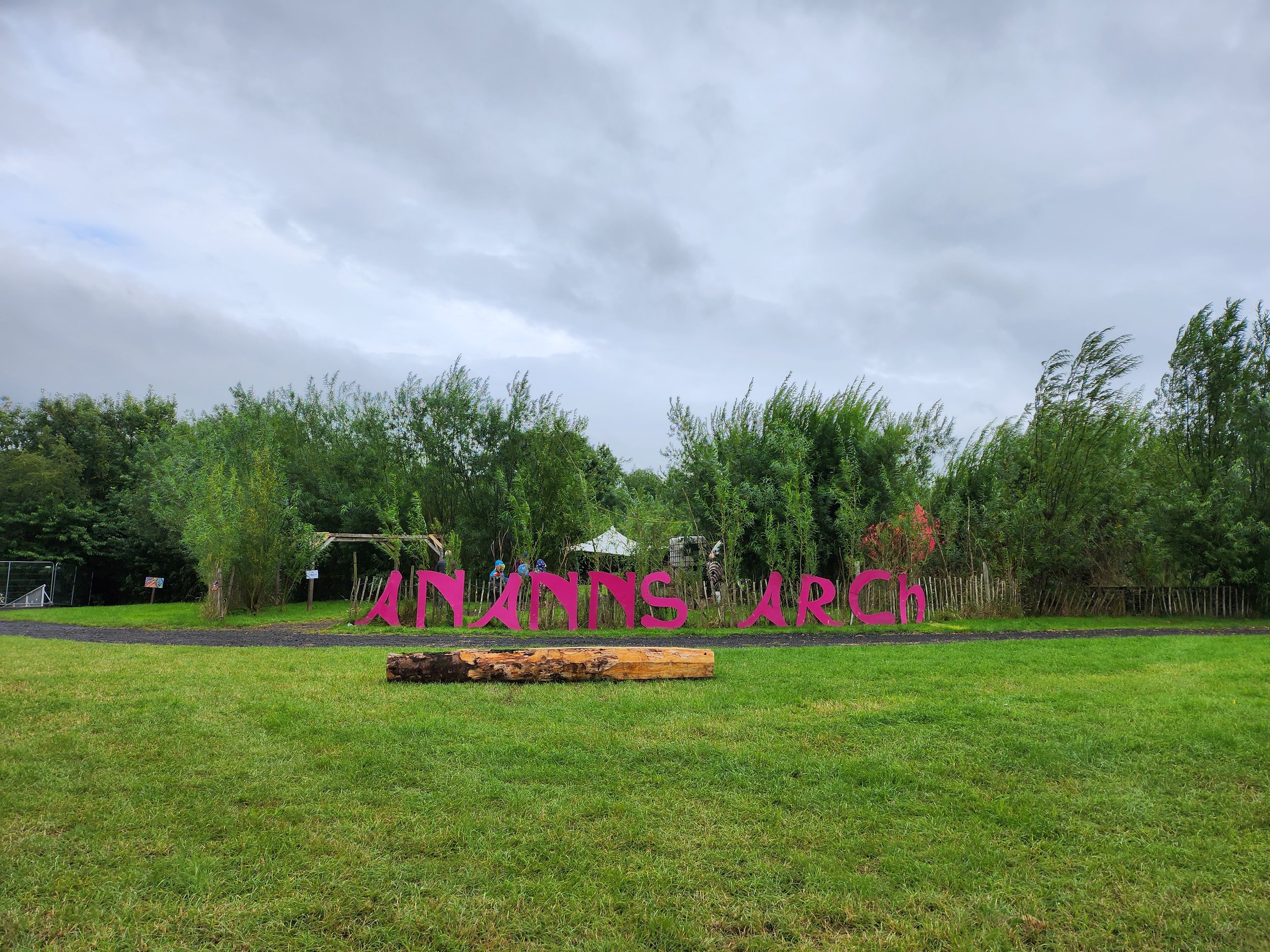 Anann's Arch Sign