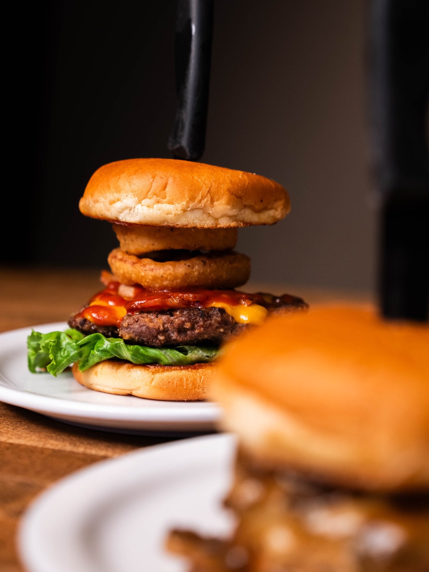 Congratulations to @bwdenhaminnleduc on the renovation and re-opening of Jonathan&rsquo;s Lounge! This hidden gem in Leduc is about to be your favourite new haunt &mdash; think whiskey bar meets high-end cocktail lounge, but with all the comfort food