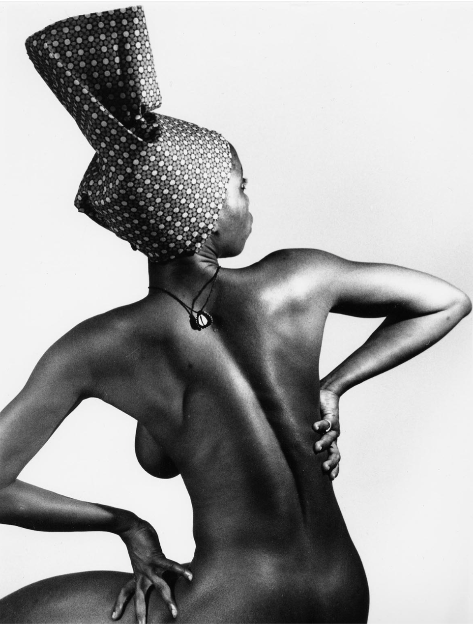 Africanesse, 1992. Courtesy of Angèle Etoundi Essamba and Doyle Wham.png