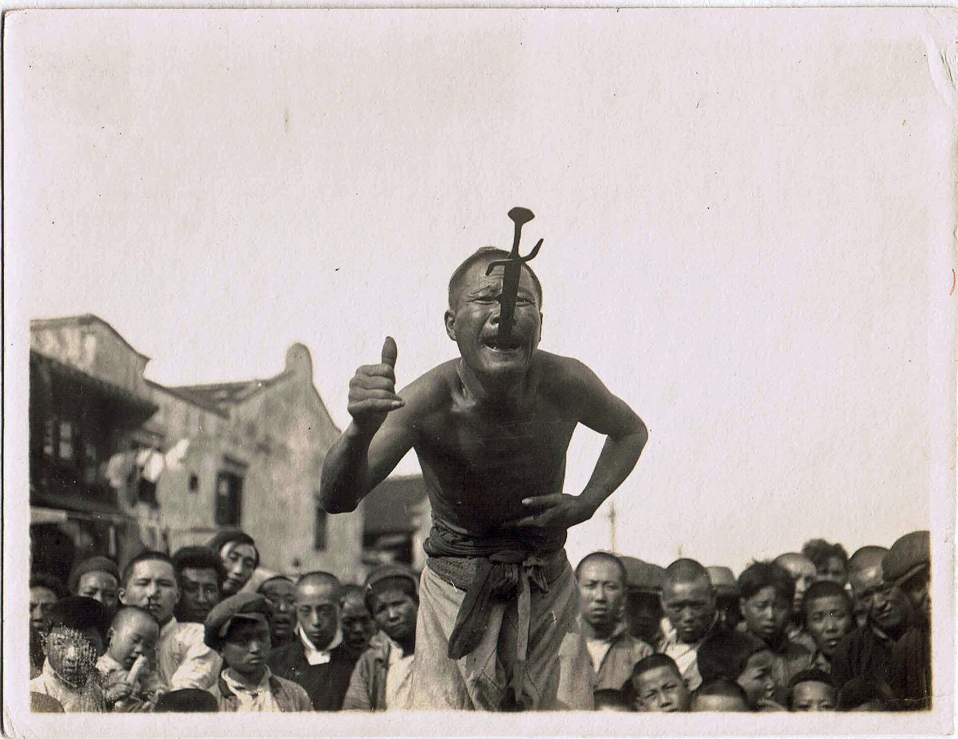 Sword Swallowers are a Dying Breed, But Not For The Reason You Think