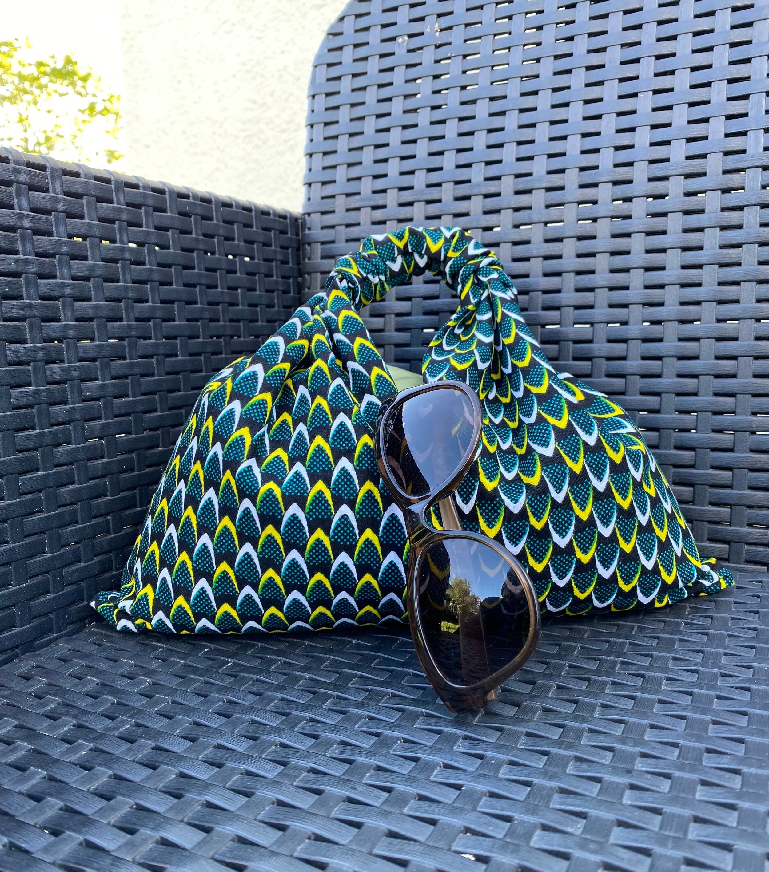 https://i.etsystatic.com/27776232/r/il/9e3ba0/4867951340/il_fullxfull.4867951340_ooa8.jpg