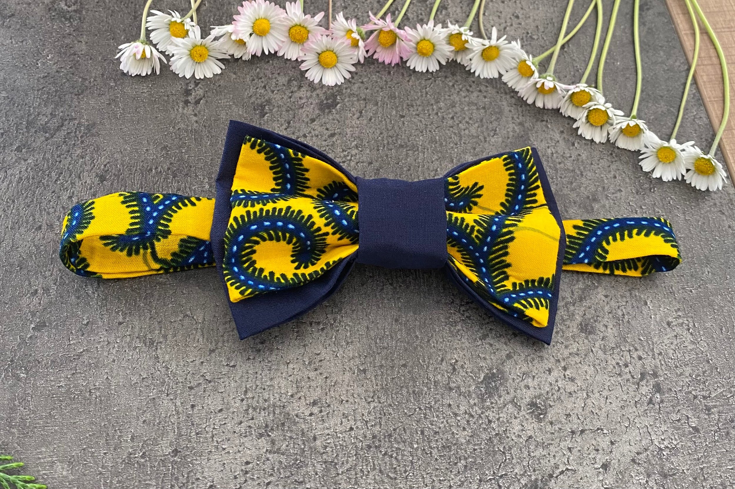 https://i.etsystatic.com/27776232/r/il/0676d4/4858445694/il_fullxfull.4858445694_fmtd.jpg