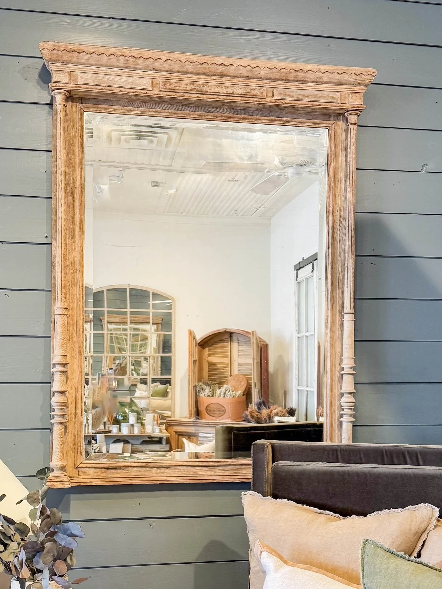 Oak Mirror

Circa 1900s Belgium
65h 50.5w 6d
$2,860