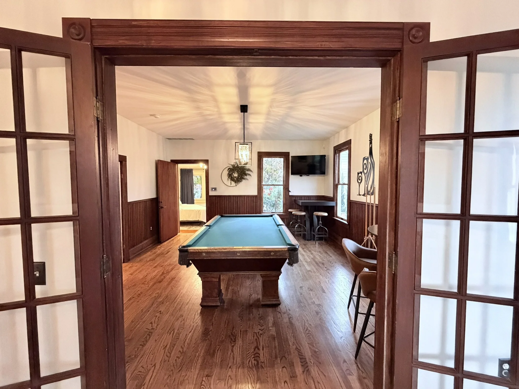 Pool Room with seating
