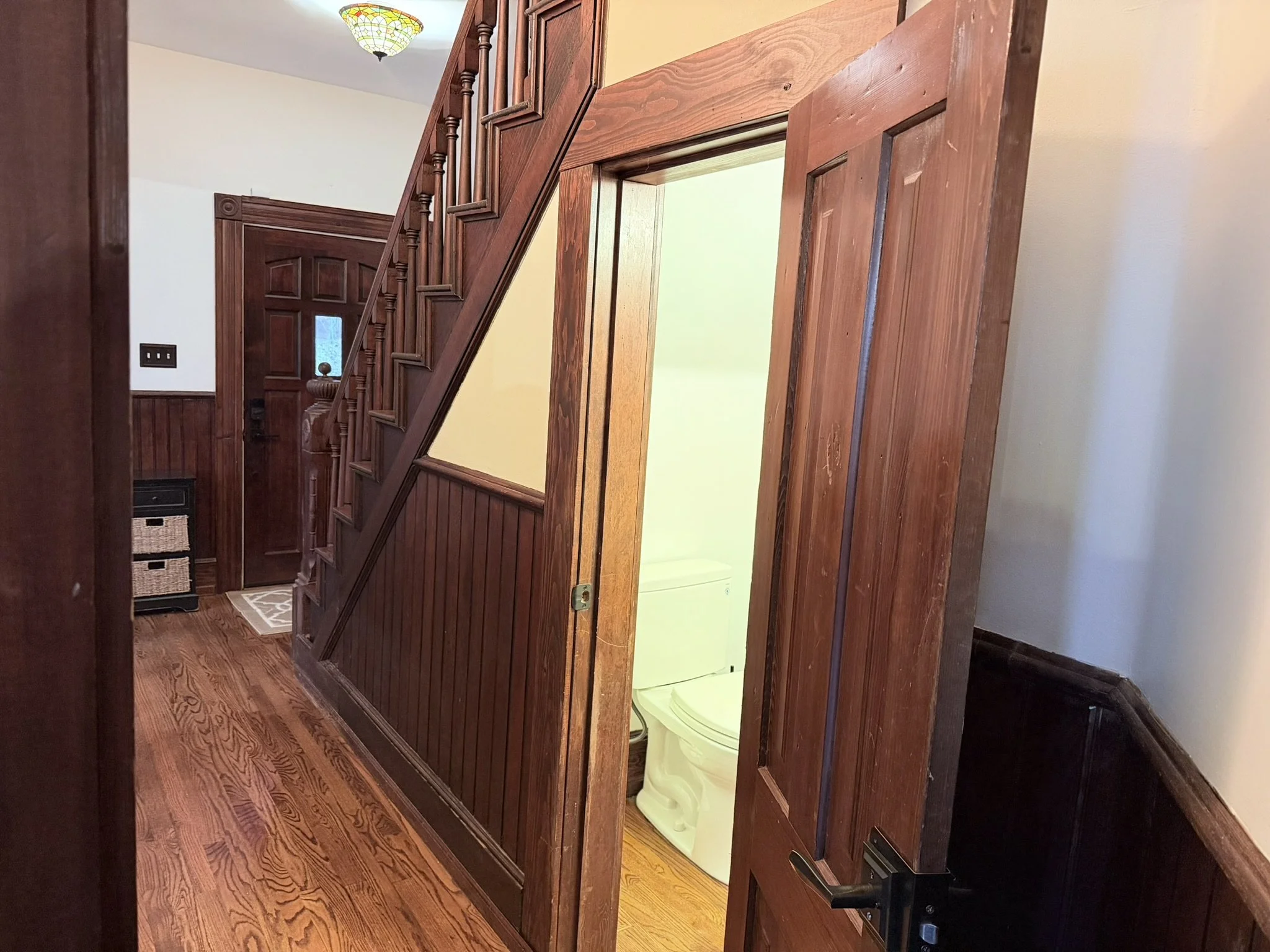 Powder bath under the stairs