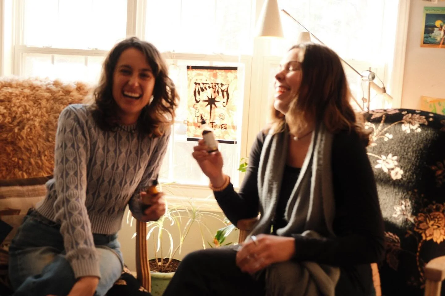 **when u and ur bestie&rsquo;s favorite activity is hanging out in the kitchen taking tinctures &amp; playing witch**✨✨

✨✨LISTEN UP for the final episode of season 1 of the @bitter_truth_podcast with @baileyinterbeing !!!✨✨

In this episode we talk 