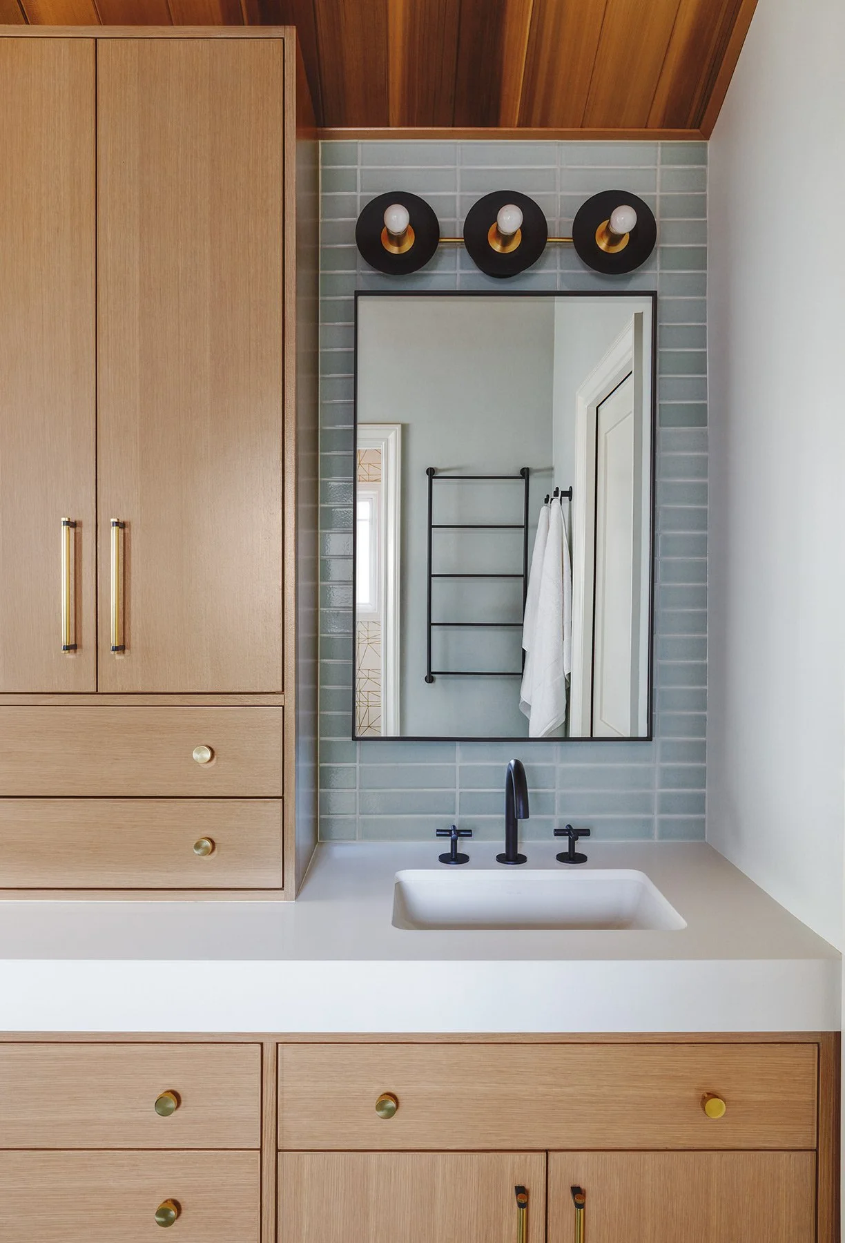 Janel Holiday Interior Design Redwood MCM Primary Bathroom 2.jpg