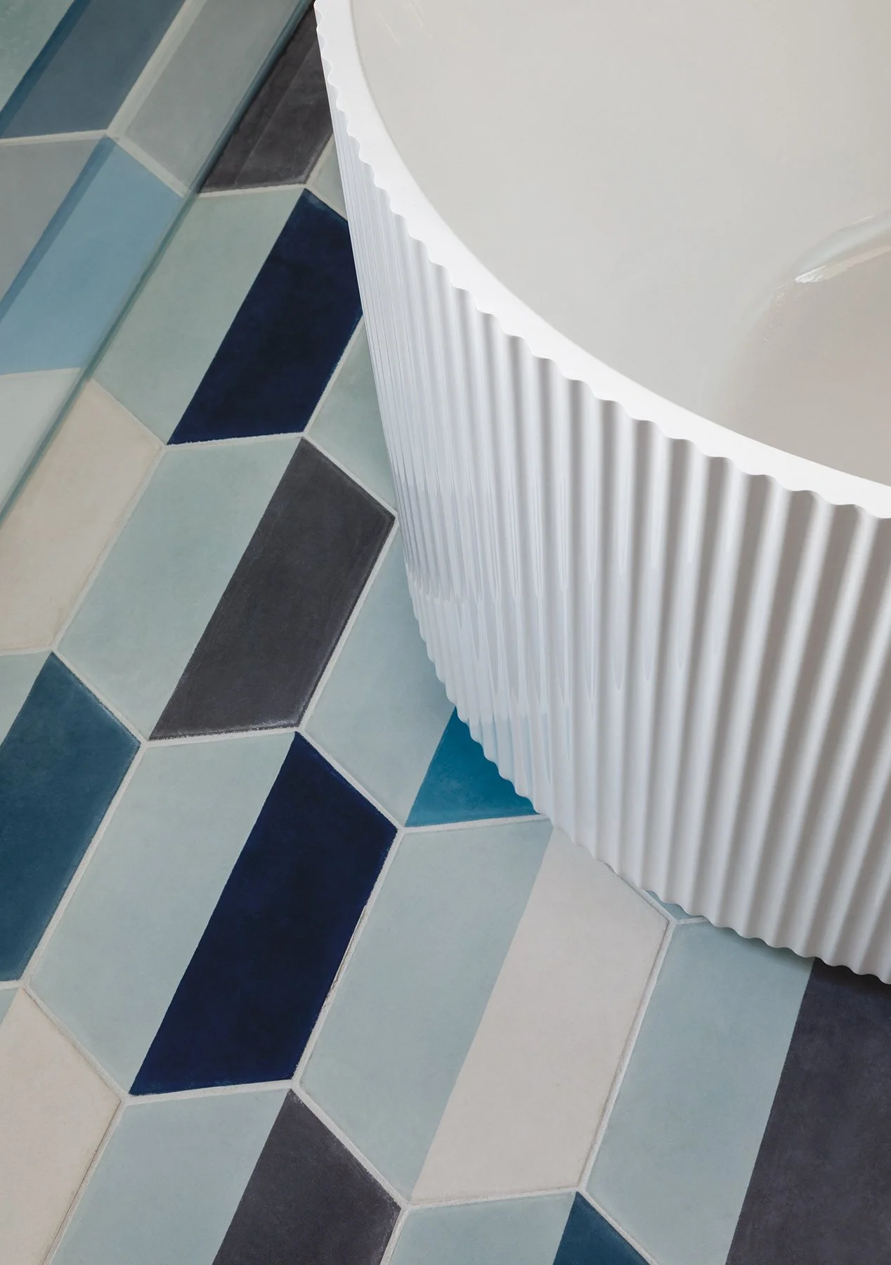 Janel Holiday Interior Design Redwood MCM Primary Bathroom 6.jpg