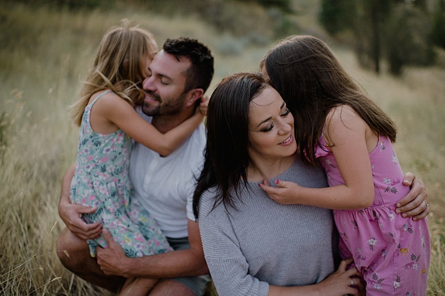 okanagan_family_portrait_photographer_0016.jpg