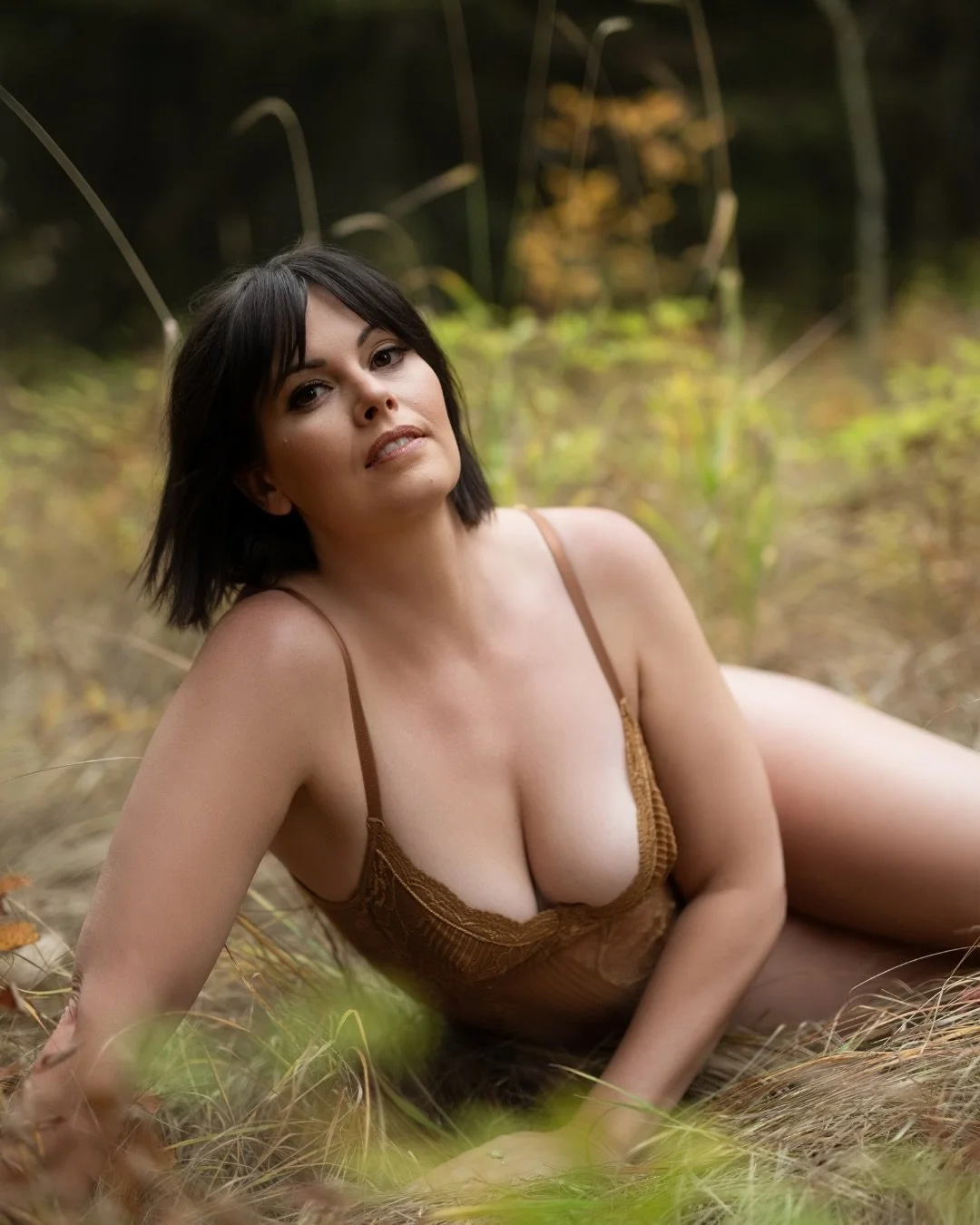 From the very first chat, it was all about B&rsquo;s vision. Every detail &mdash; the location, the outfits, the energy &mdash; was tailored to how she wanted to feel, not just look. Were there still nerves? Of course. But together, we turned doubt i