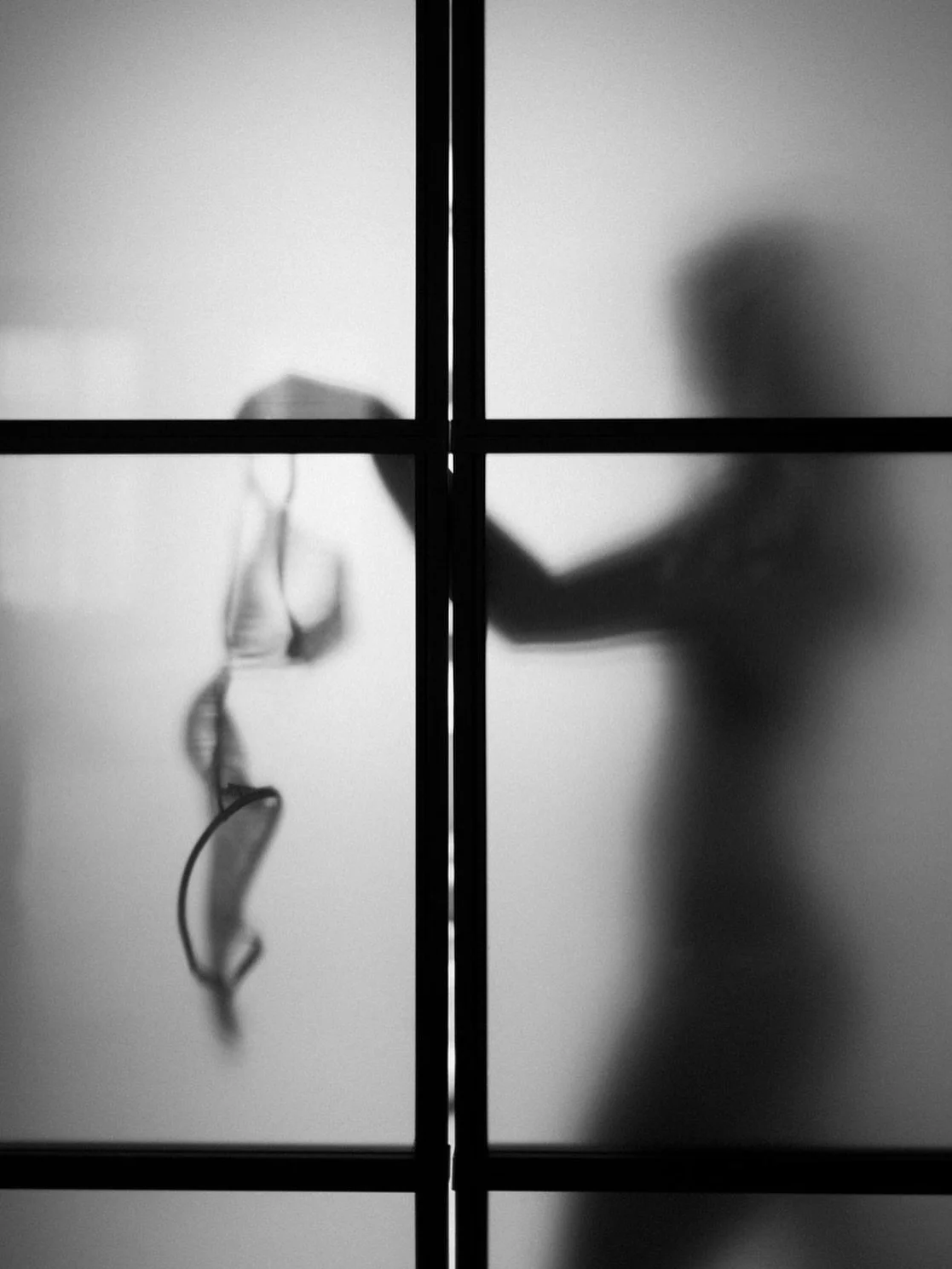 Transformation doesn&rsquo;t happen where you feel ready.
It happens when you push yourself outside your comfort zone.

This edge is a place you probably avoid and crave at the same time. Where fear and desire touch. Where your breath shortens and yo