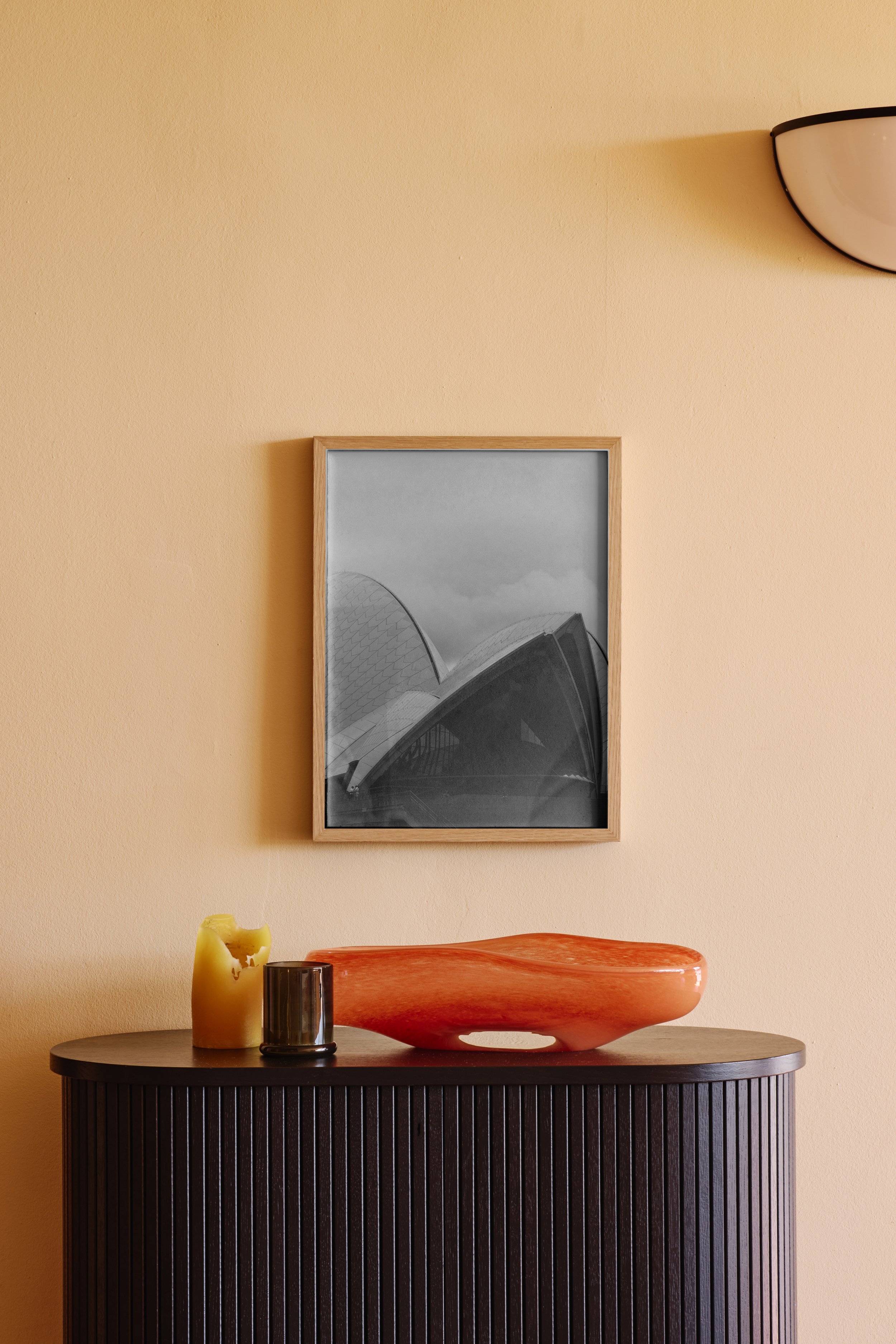 B&W-Sydney-in-frame.jpg