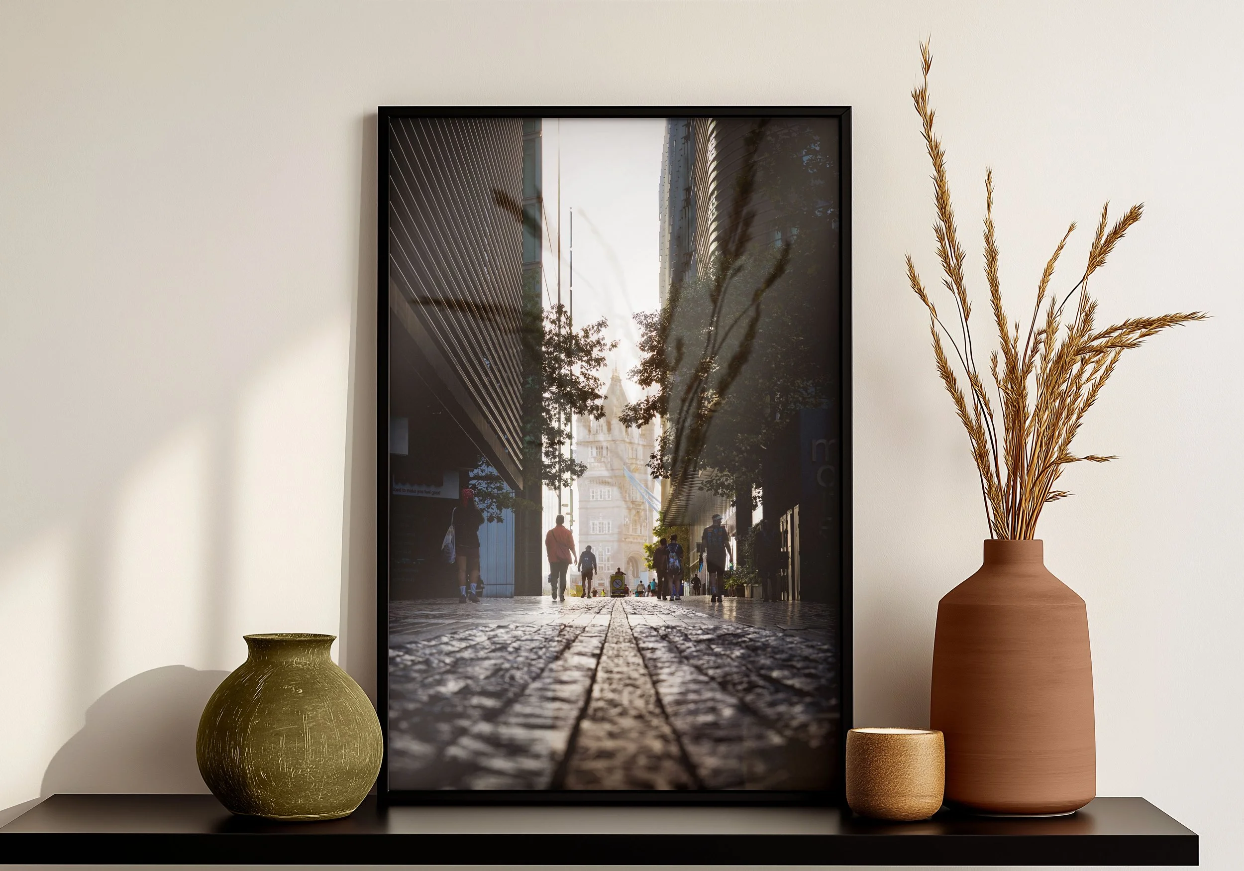 Race Day at Tower Bridge Print