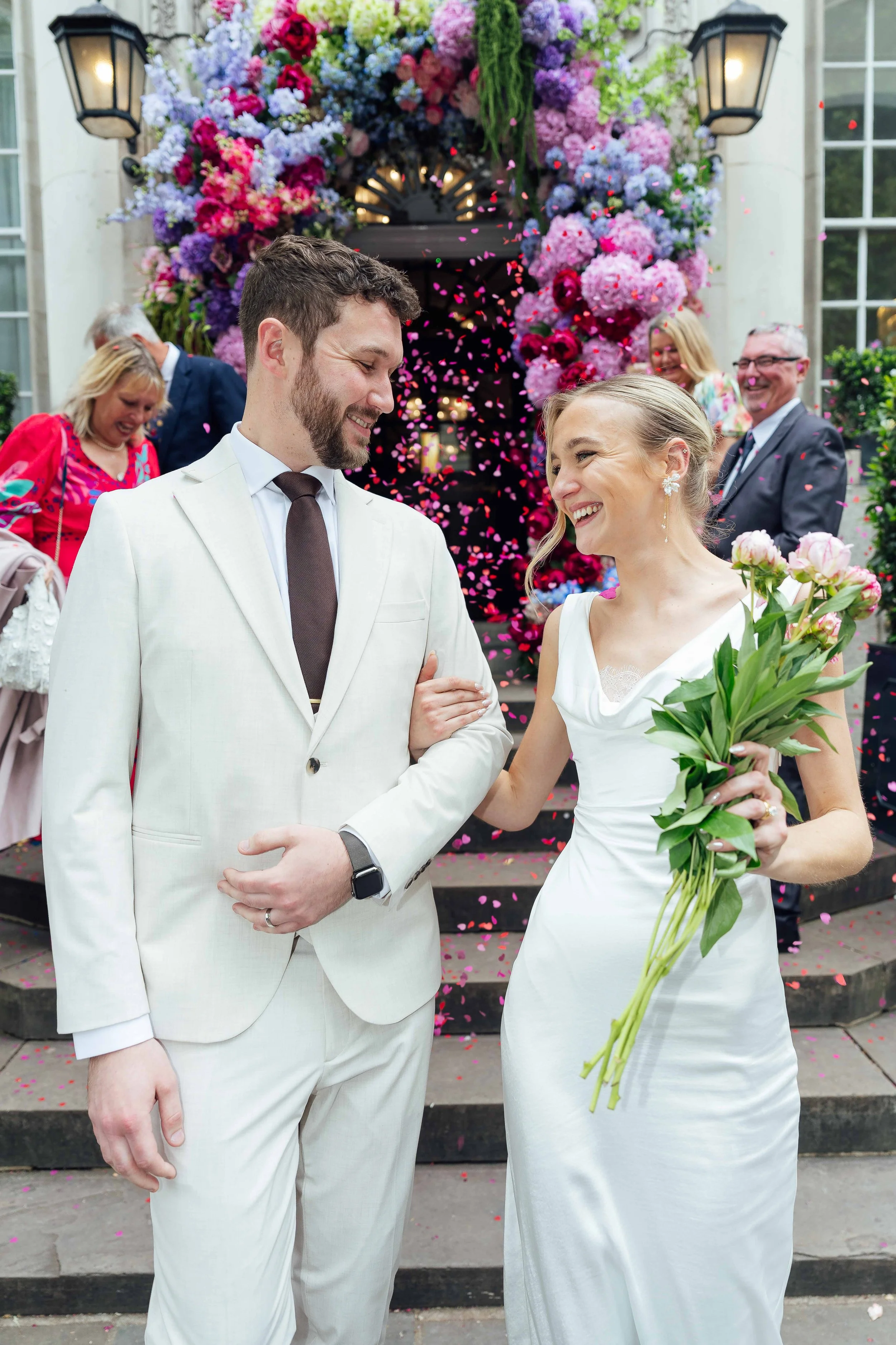 Chelsea town hall wedding photography-26.JPG