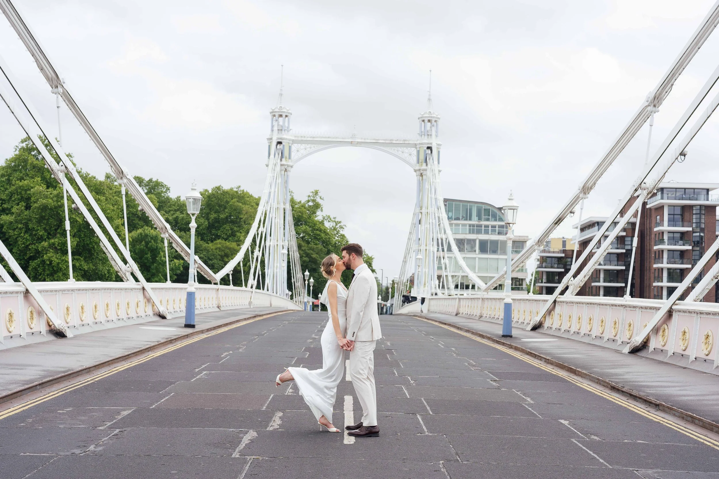 Chelsea town hall wedding photography-42.JPG