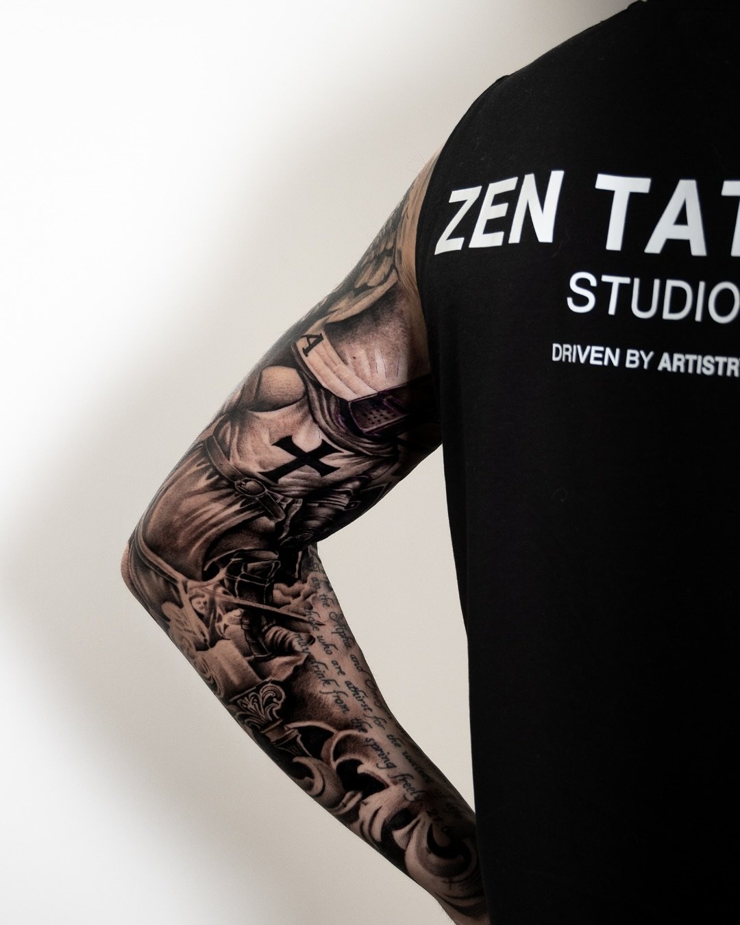Grant has had the full Zen experience, starting his leg sleeve with Igor and now completing his full arm sleeve with @devinkz 
⠀
Completed in just 4 sessions, the outside is fully healed while the inside is fresh, the perfect example of what happens 