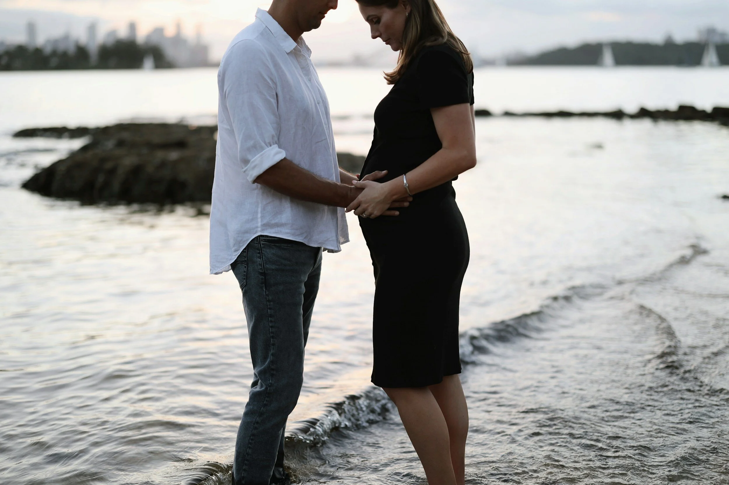 Essential Tips for Stunning Maternity Photography in Turks and Caicos