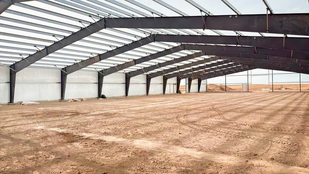 Cheap Red-Iron Buildings