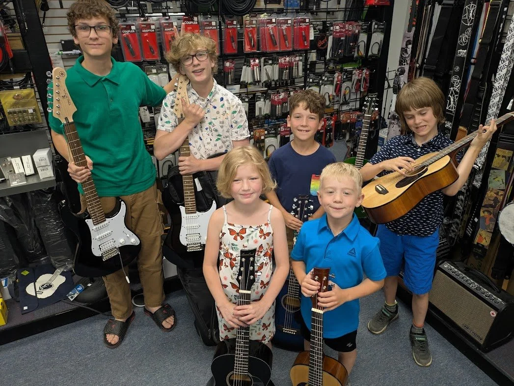 Beginner Group Guitar Lessons 
