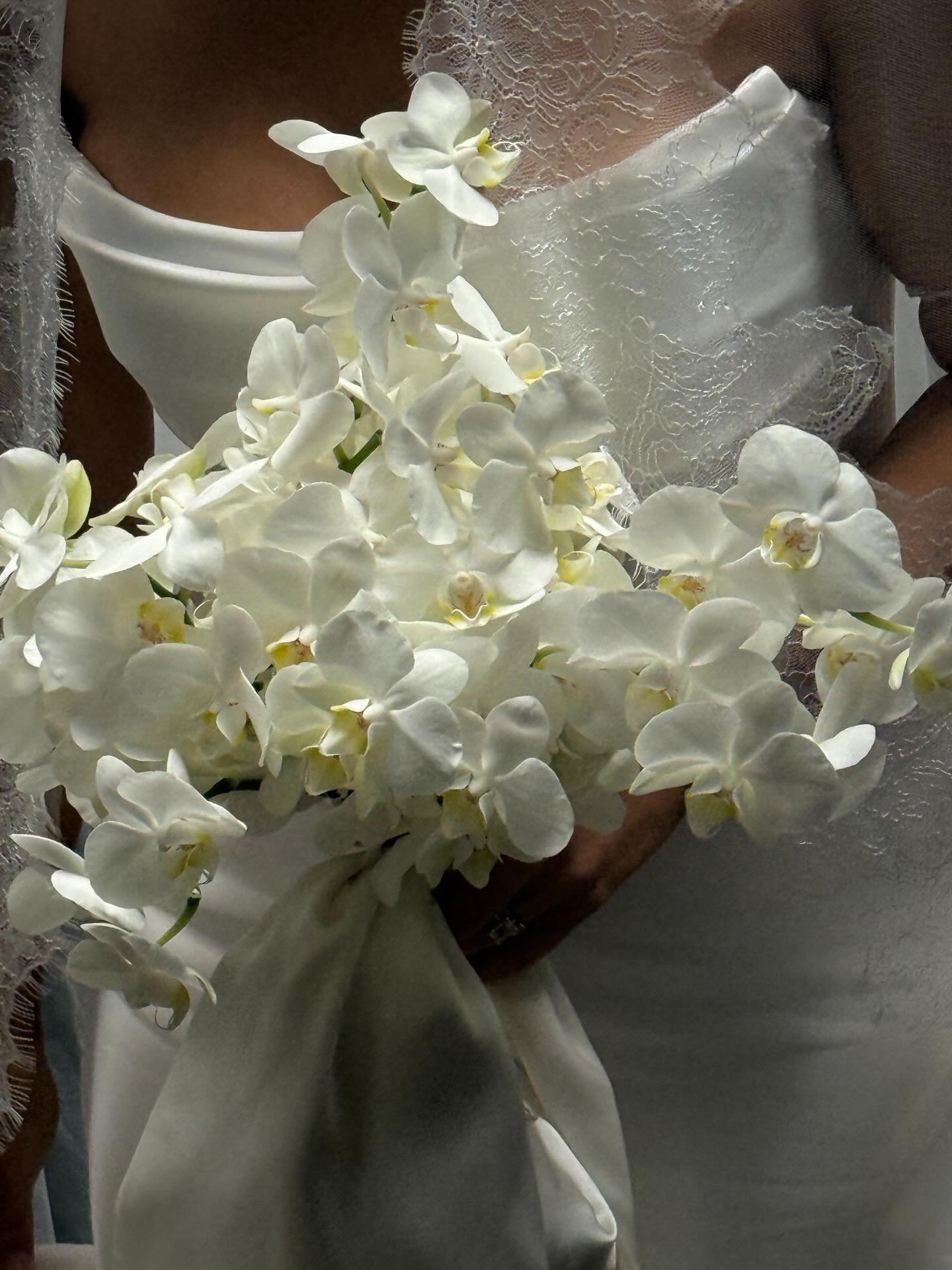the bouquets 

Captured by ~ @aniellabatten_content