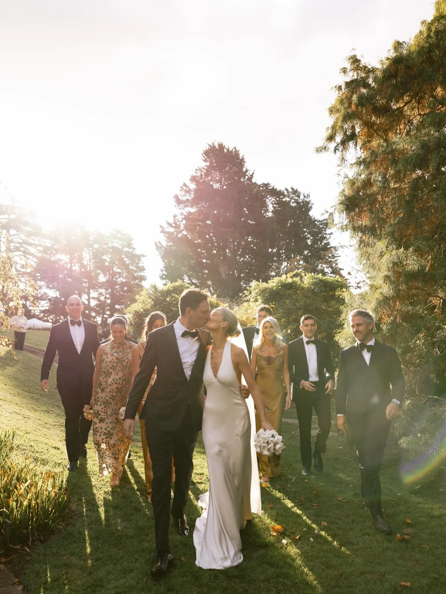 Mr &amp; Mrs Grant

@ardourmiltonpark @thevow_ceremonies @luminousmoments_ @by.mag.nolia @lilliankhallouf @optimumeventhire @johnfieldband @shaunacrowleymakeup