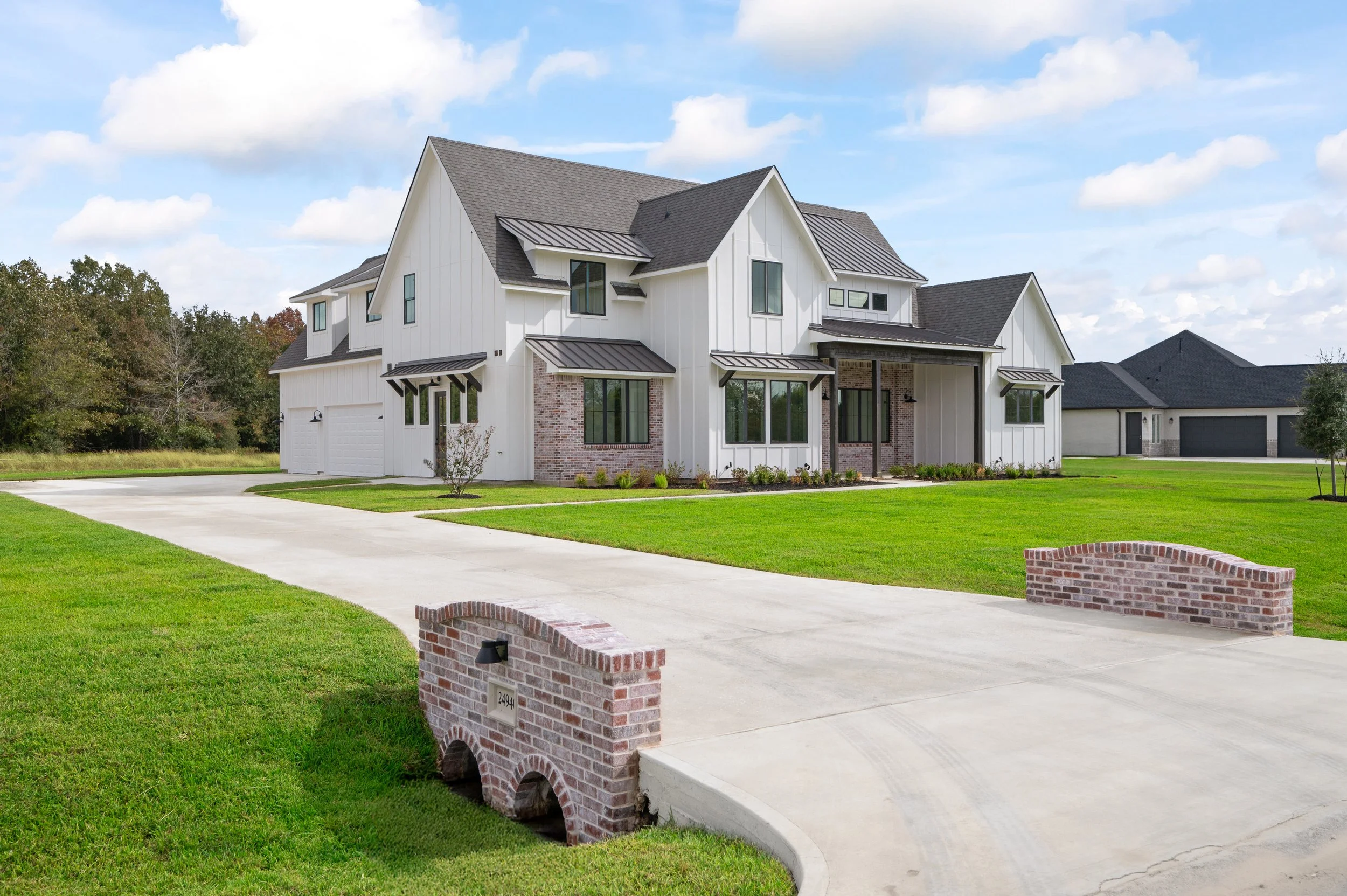 Hopeview Way 24940  3.jpg