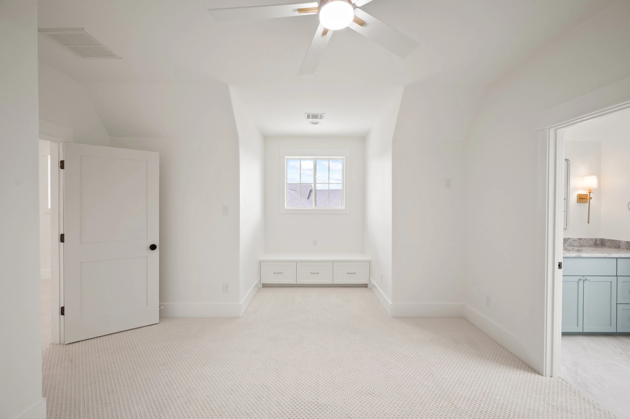 Hopeview Way 24940  216.jpg