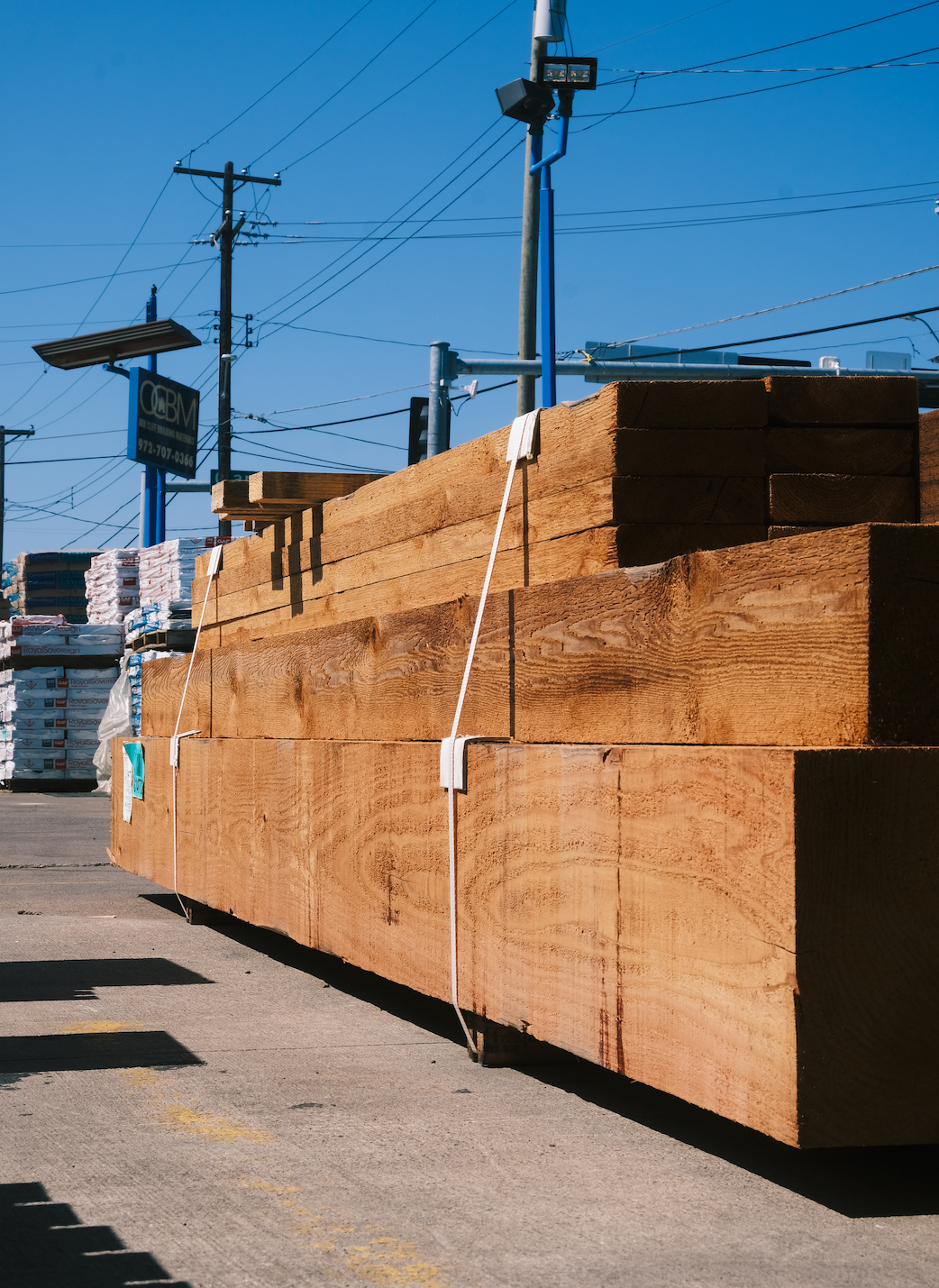 Red Cedar Lumber in Dallas Fort Worth
