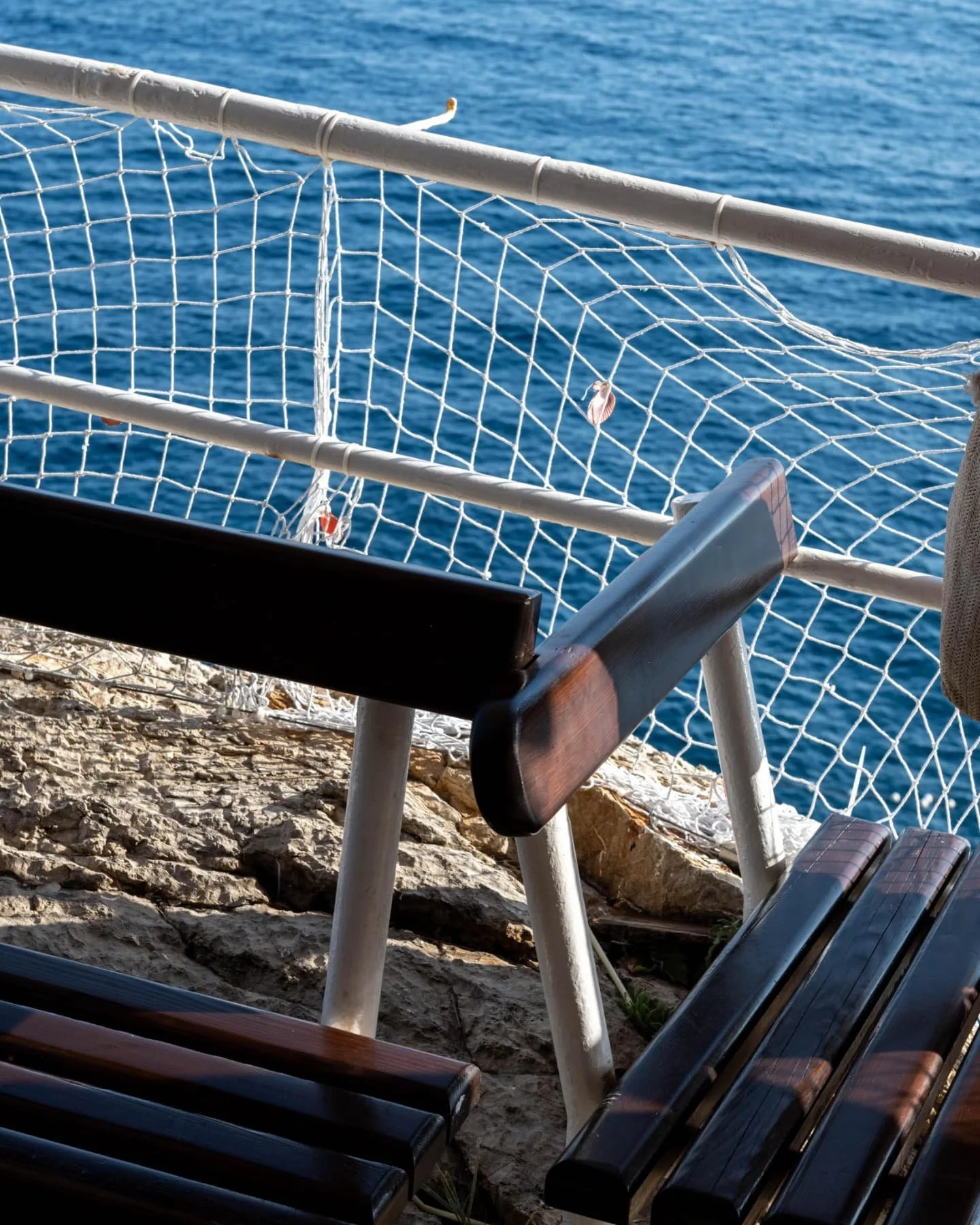 Dubrovnik, entre terre et mer 🌊🌅🚣

(La chaleur manque en ce moment 😌)

#seaside #beach #dubrovnik #dubrovnikcroatia