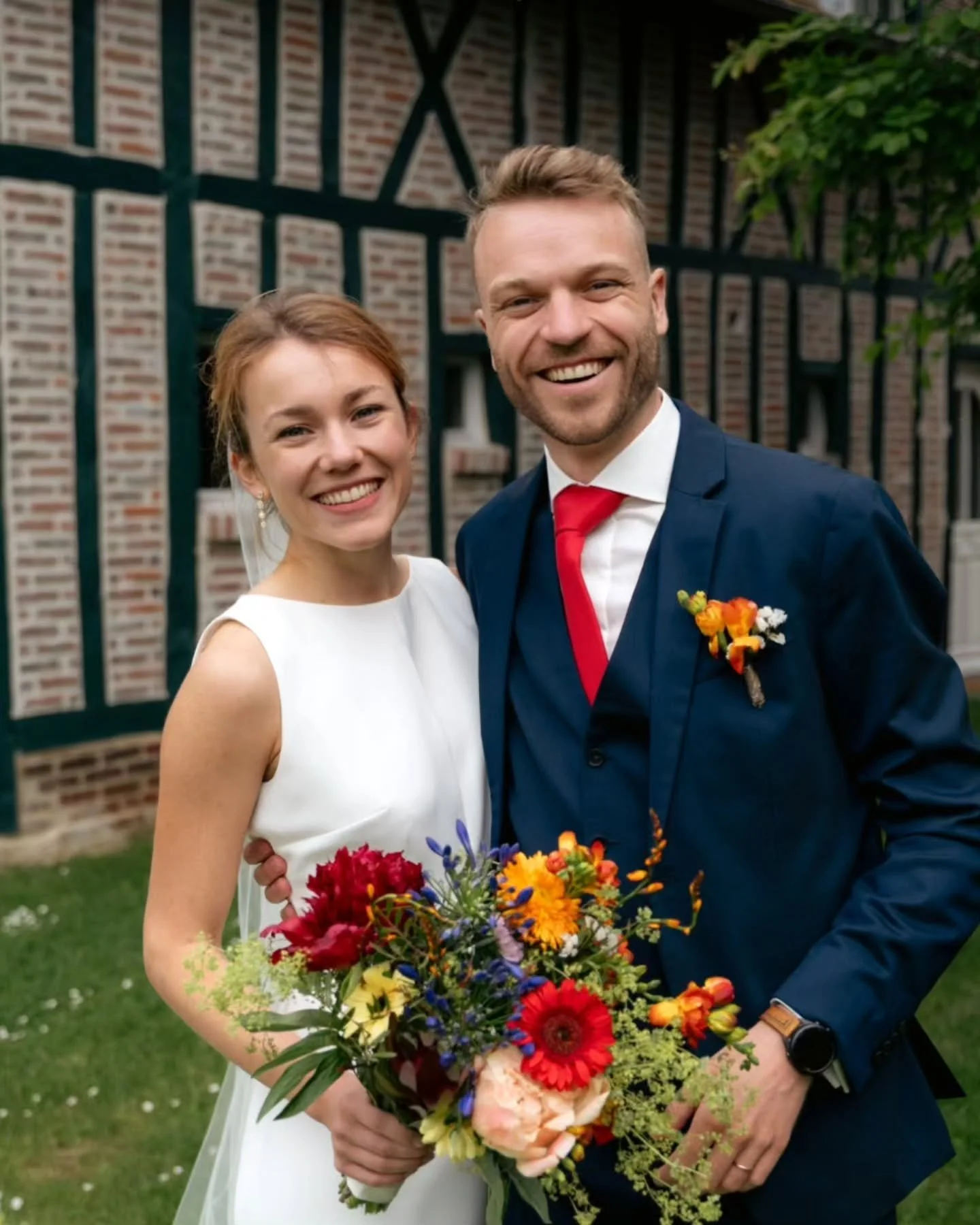Ambiance Normande entre colombages et vue d&eacute;gag&eacute;es sur le V&eacute;xin 💍💐

@lagrangedebourgoult 

📅 Les r&eacute;servations pour la saison 2026 sont ouvertes. Plus d&rsquo;infos et contact sur olivierdarny.com/