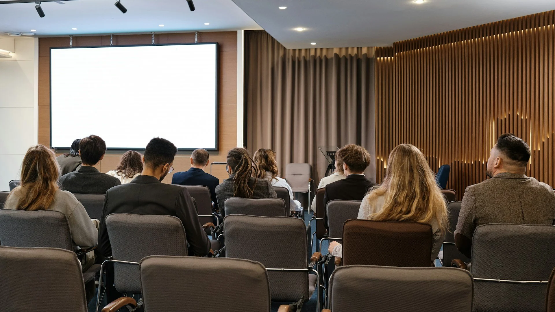 Event Spaces for Workshops and Offsites in San Antonio: Inside 500 Sixth