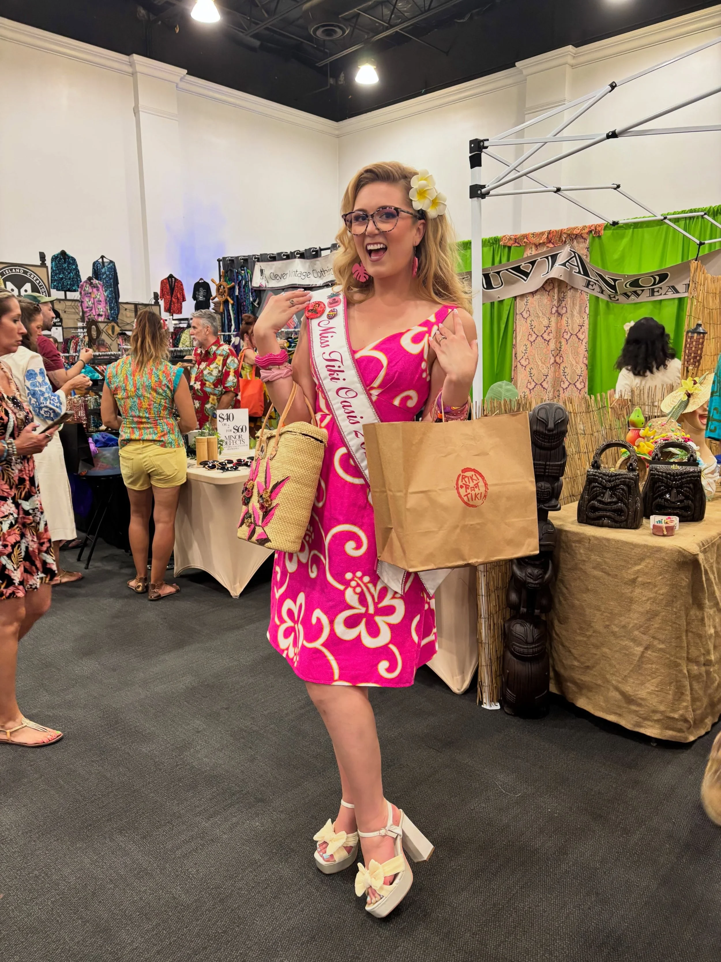 Tiki Oasis 2026 Summer Marketplace!!

Over 150  crafters, artists, tinkerers, and traders haul their wares San Diego to be part of the biggest Tiki Mid-Century Marketplace on planet earth!!

FREE to the public: Saturday August 8th AND Sunday August 9