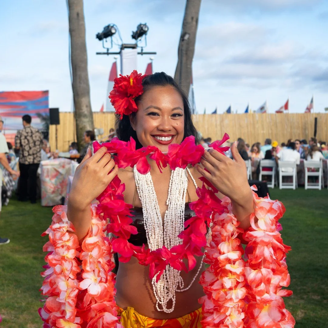 Luau Catamaran.jpg