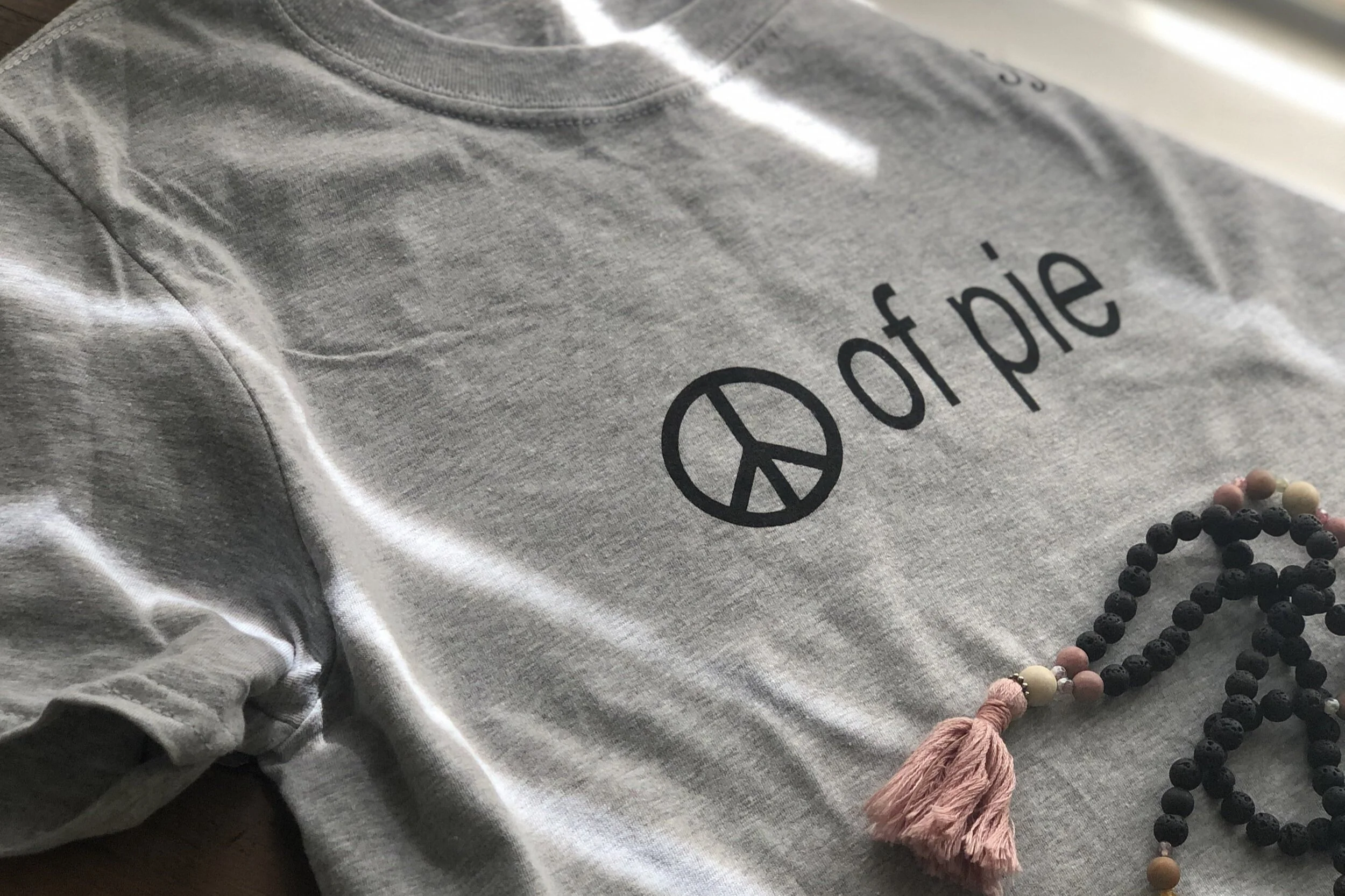 Peace+of+Pie+tee_jane+photo.jpeg