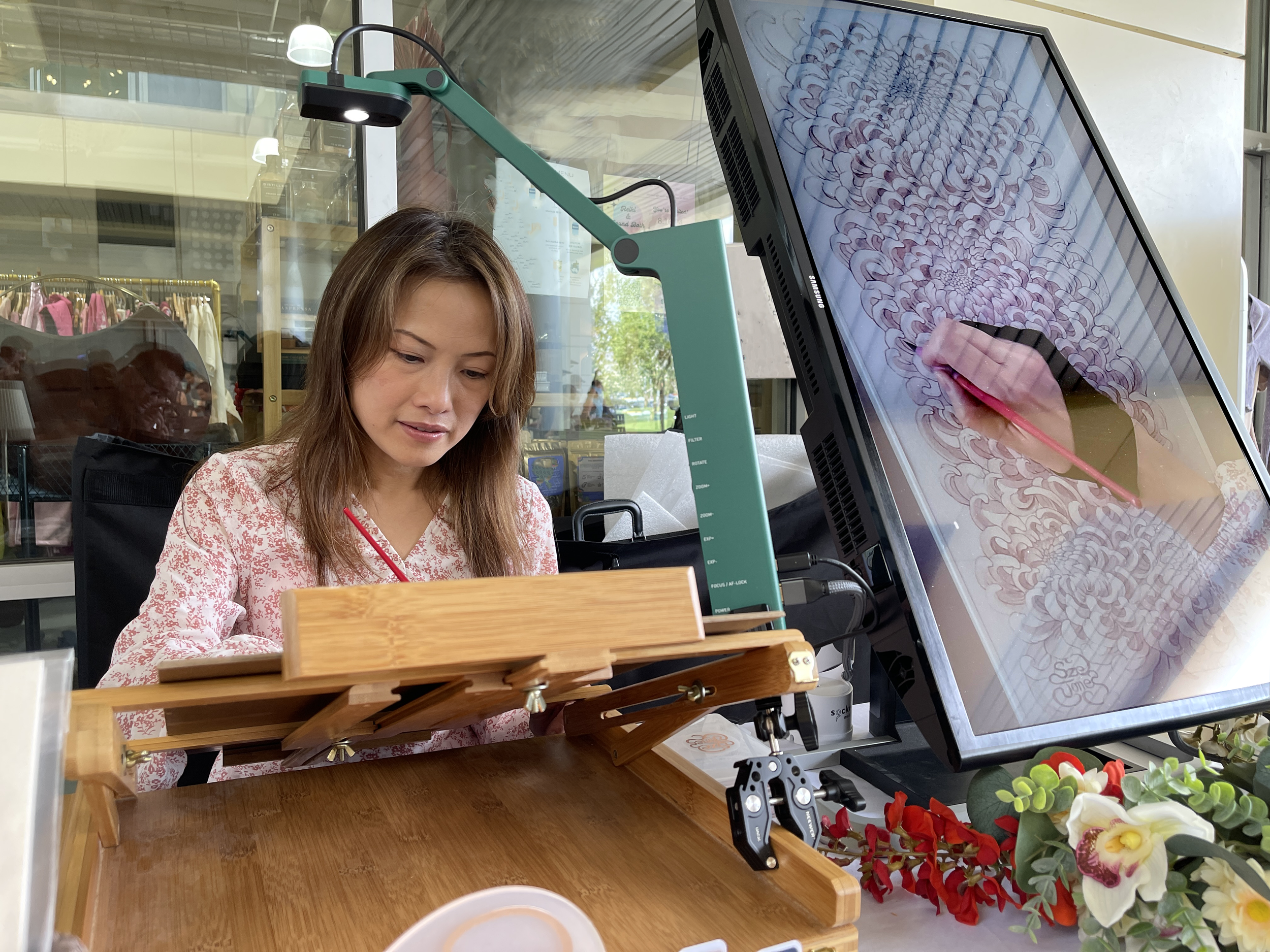 Sze_Jones_Live_Painting.png