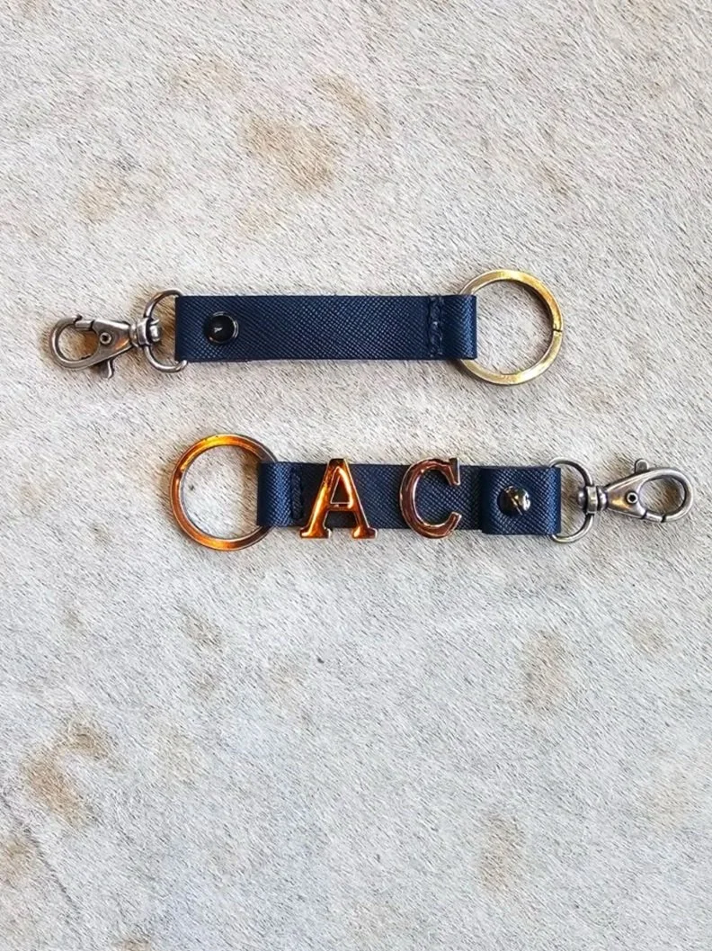 Llavero Letras - Azul safiano