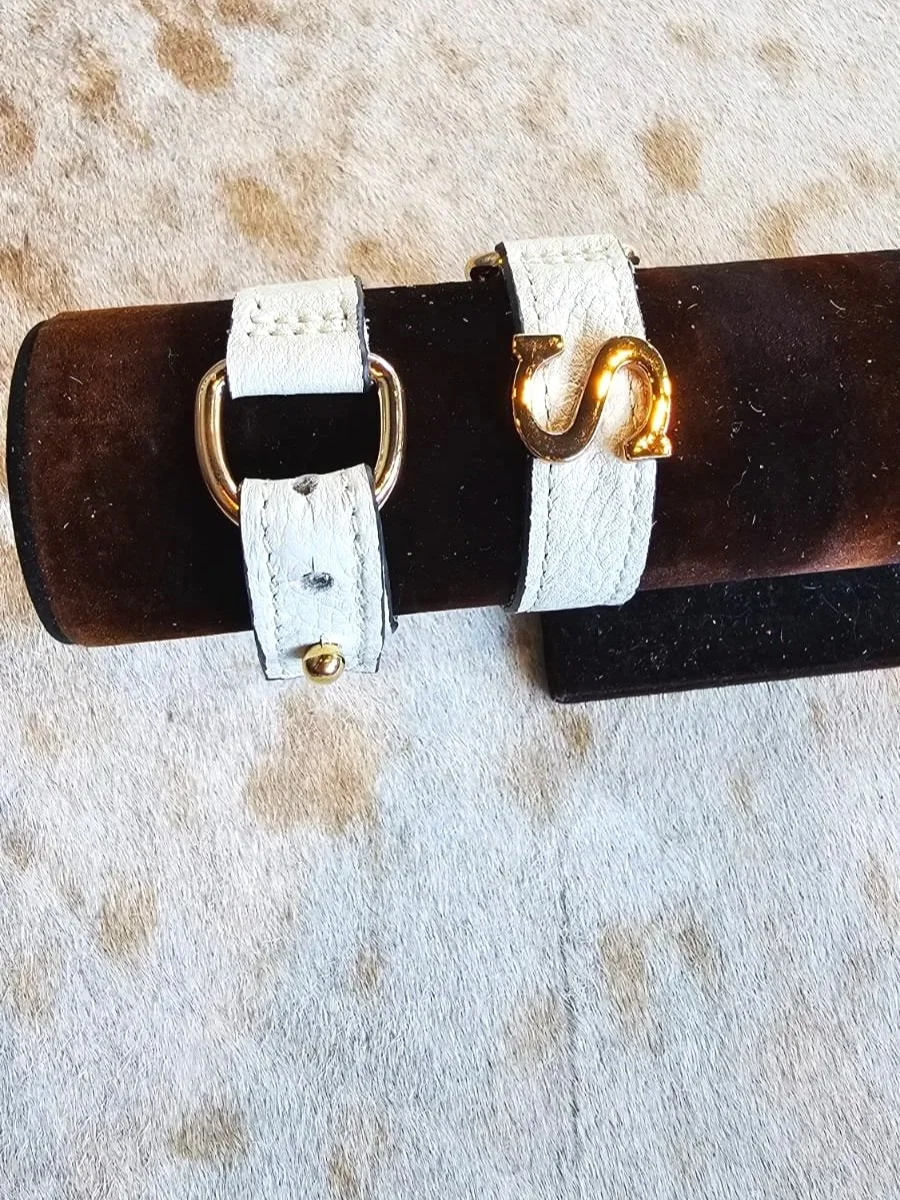 Pulsera de Piel Ajustable - Hueso