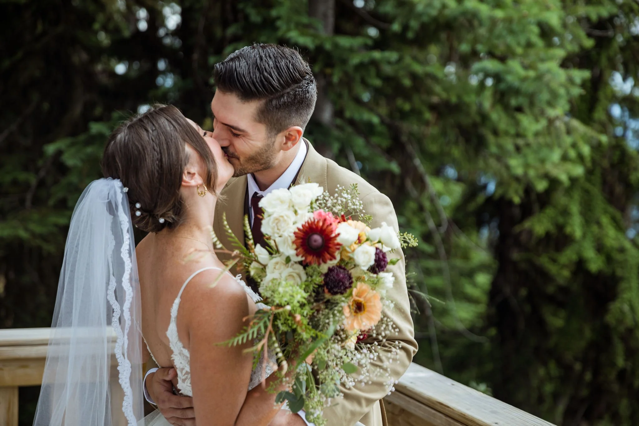 ©BackDeckStudios-BrittanyEric-Wedding-24.jpg