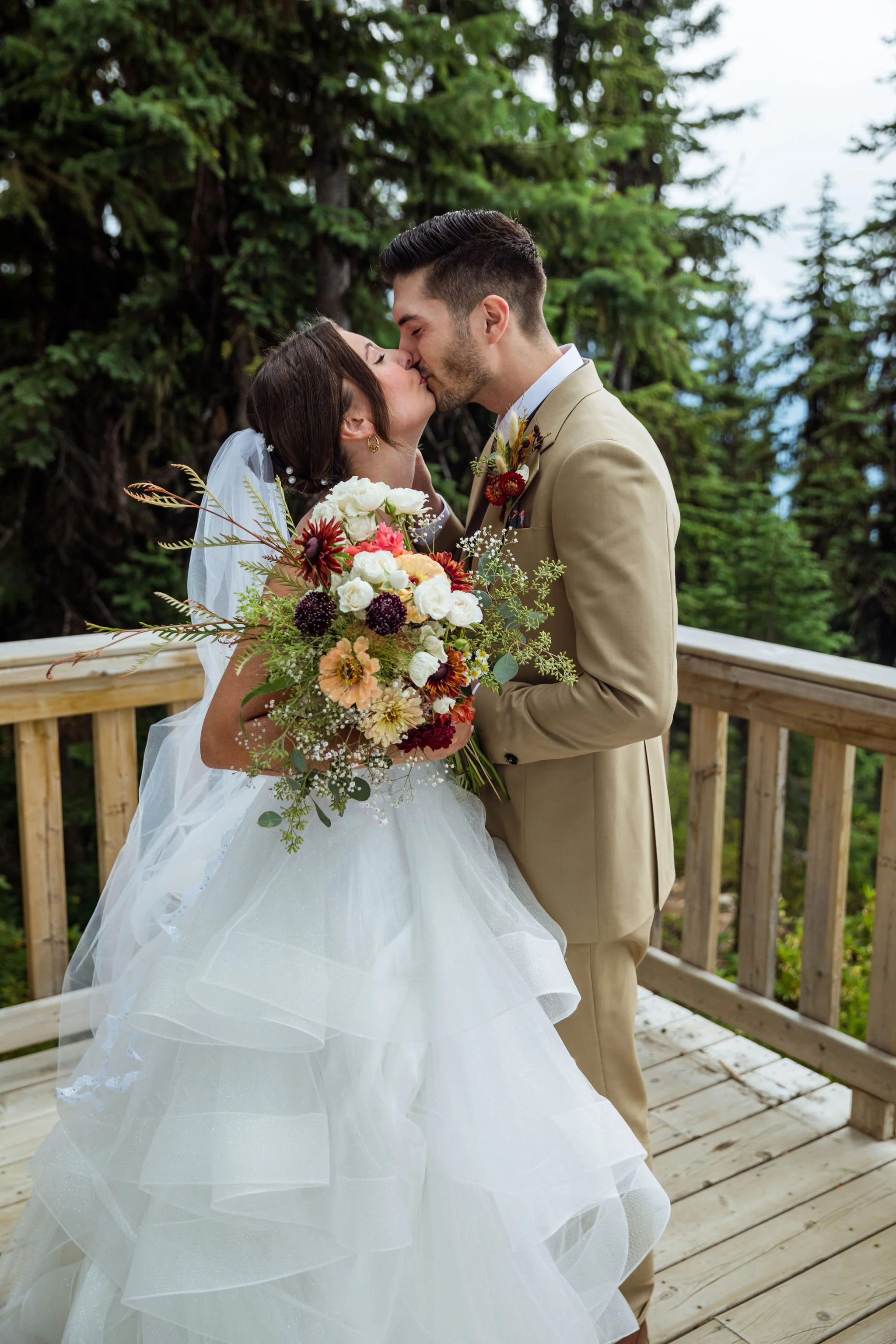 ©BackDeckStudios-BrittanyEric-Wedding-42.jpg