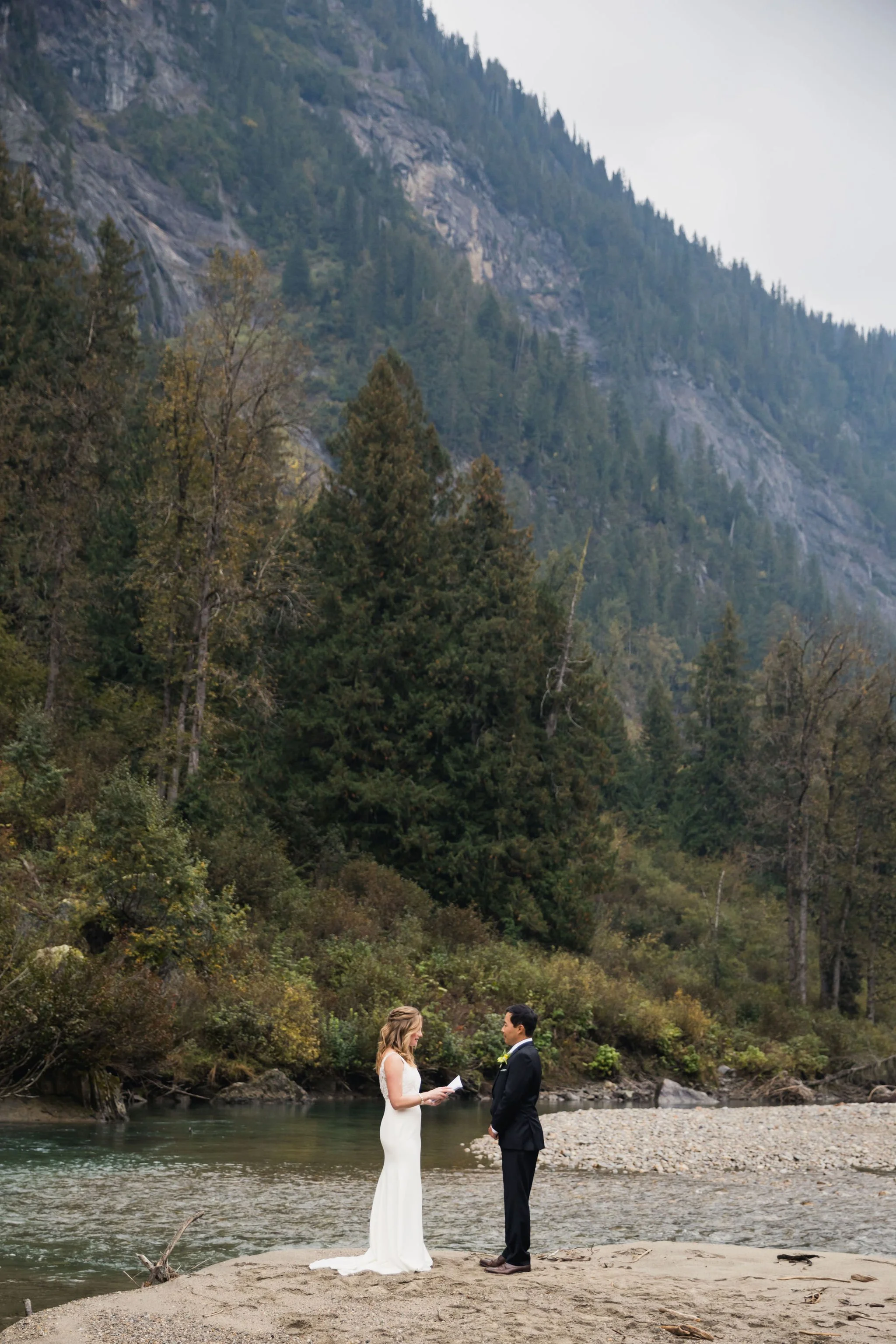 ©BackDeckStudios-CarlyMomo-Elopement-130.jpg