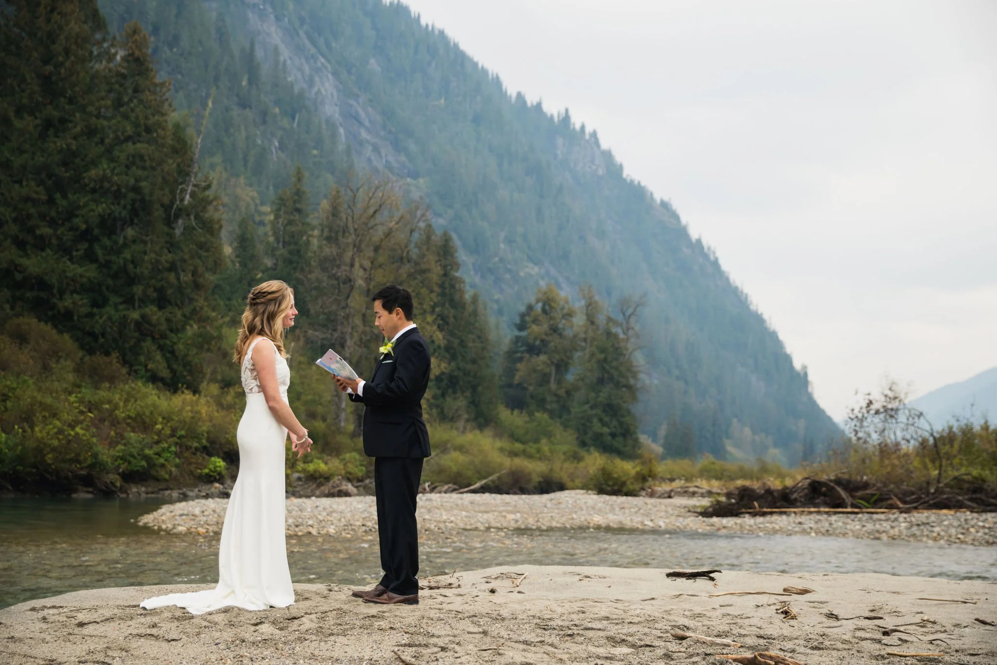 ©BackDeckStudios-CarlyMomo-Elopement-151.jpg