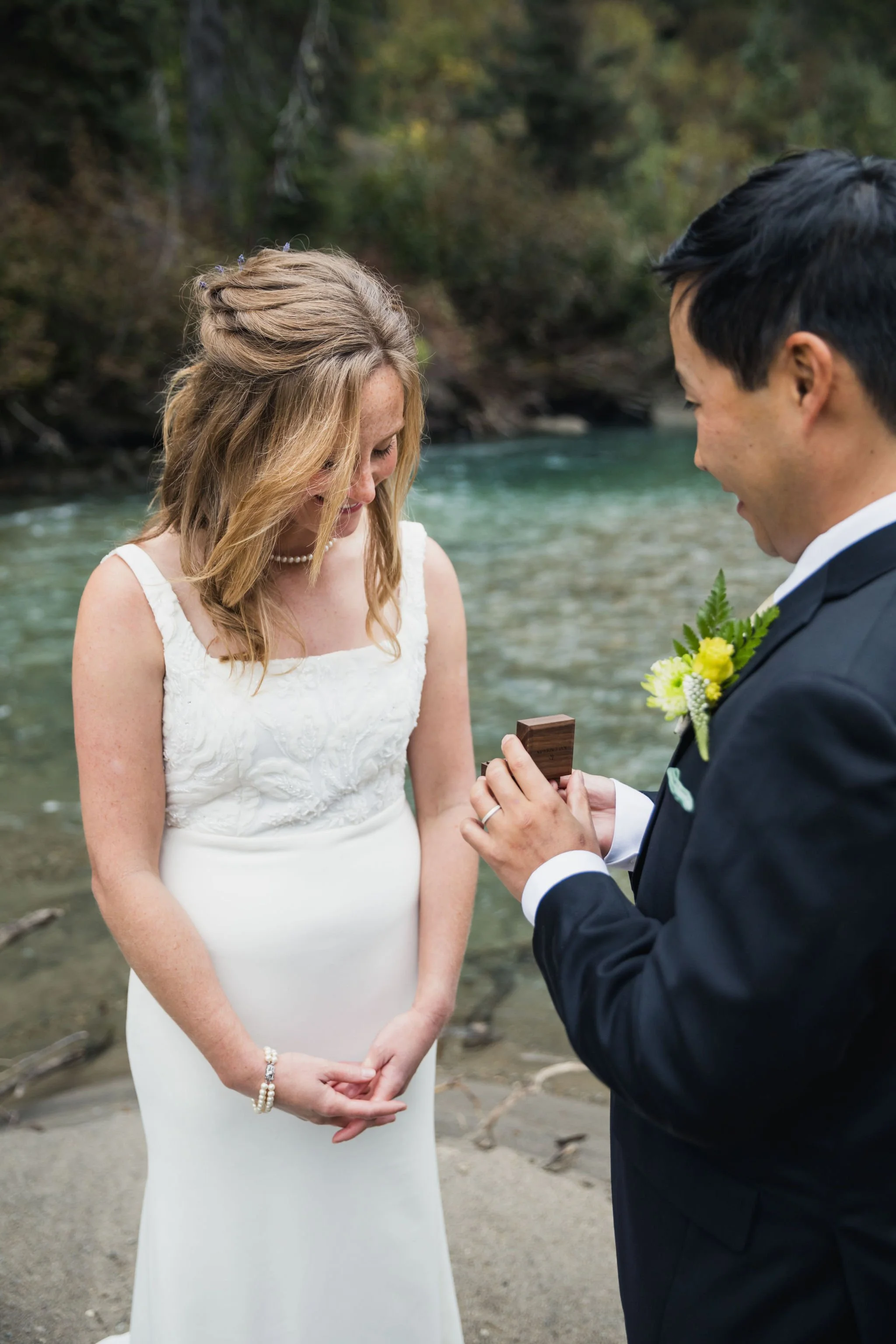 ©BackDeckStudios-CarlyMomo-Elopement-197.jpg