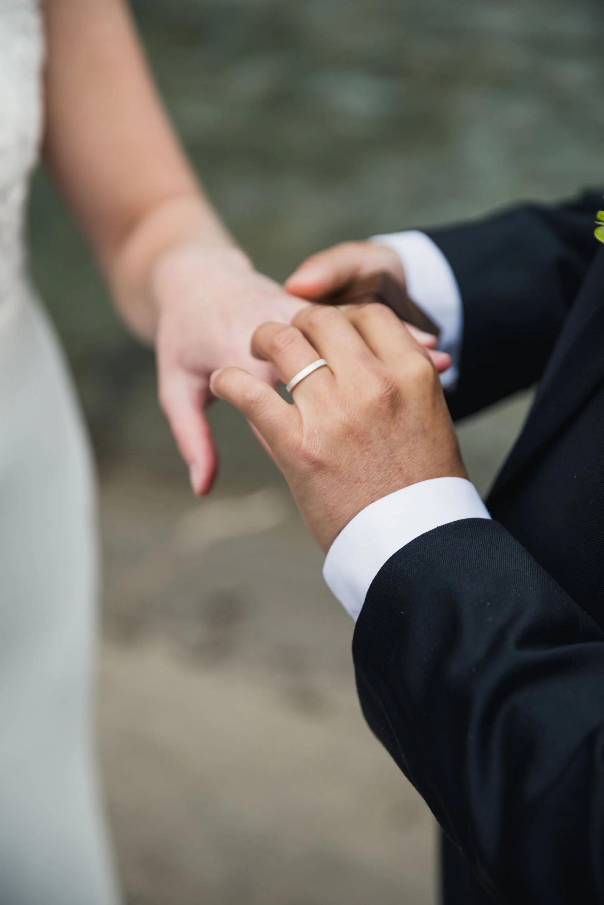©BackDeckStudios-CarlyMomo-Elopement-201.jpg
