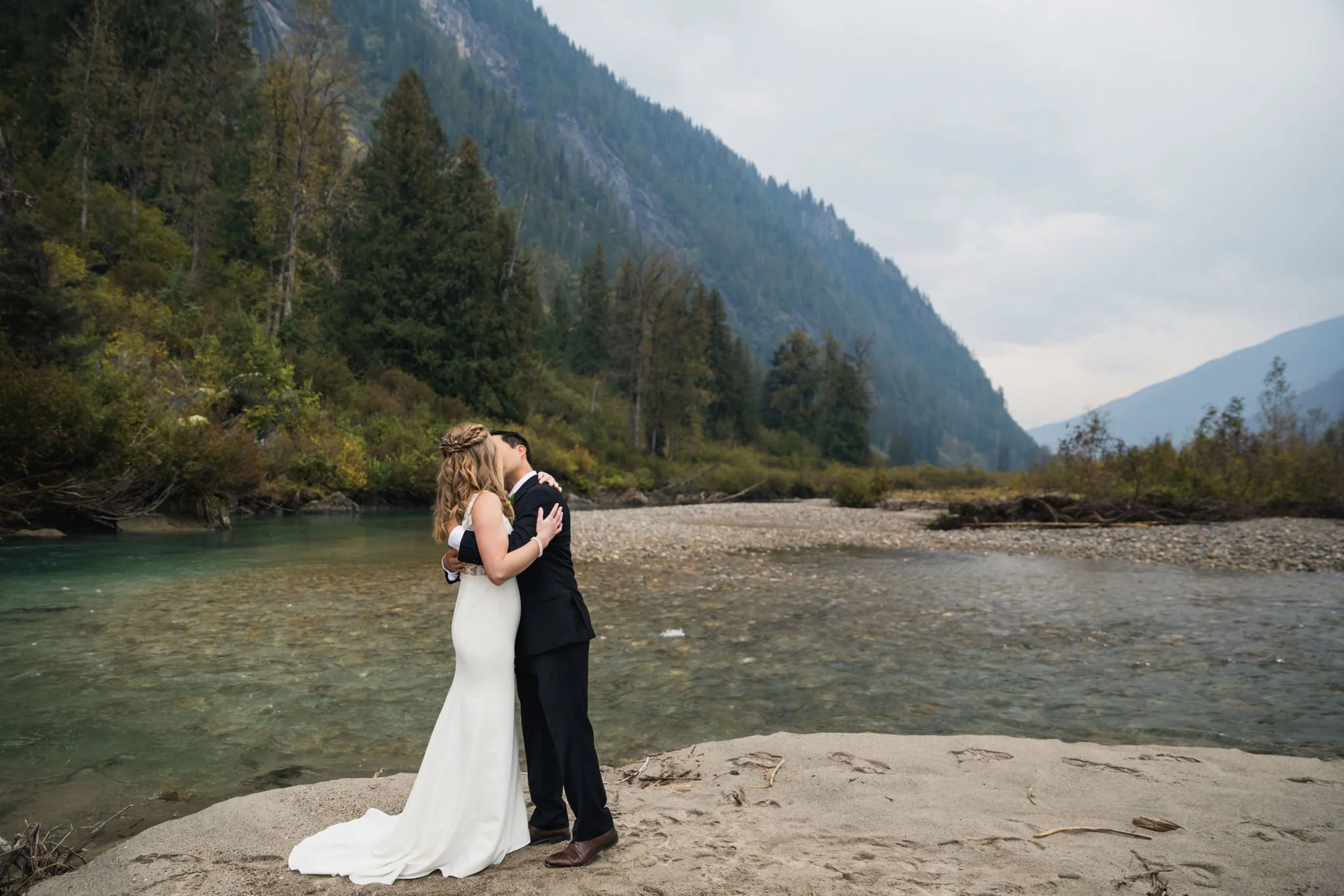 ©BackDeckStudios-CarlyMomo-Elopement-208.jpg