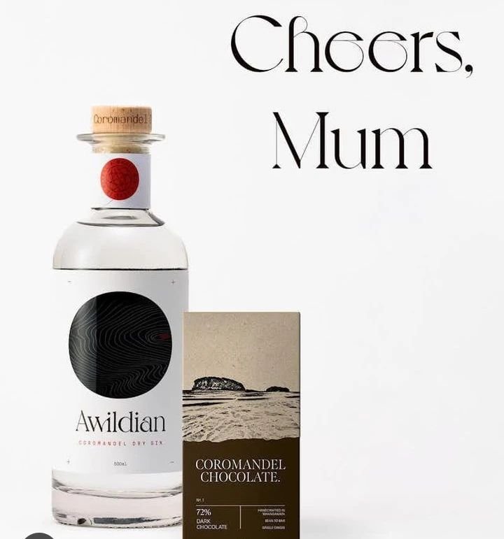[awildiangin] It's time to ditch the supermarket flowers; Mum deserves better. After years of  raising you, she's earned some relaxation, and we can't think of a better combo than gin and chocolate. We've teamed up with @coromandelchocolate for the M