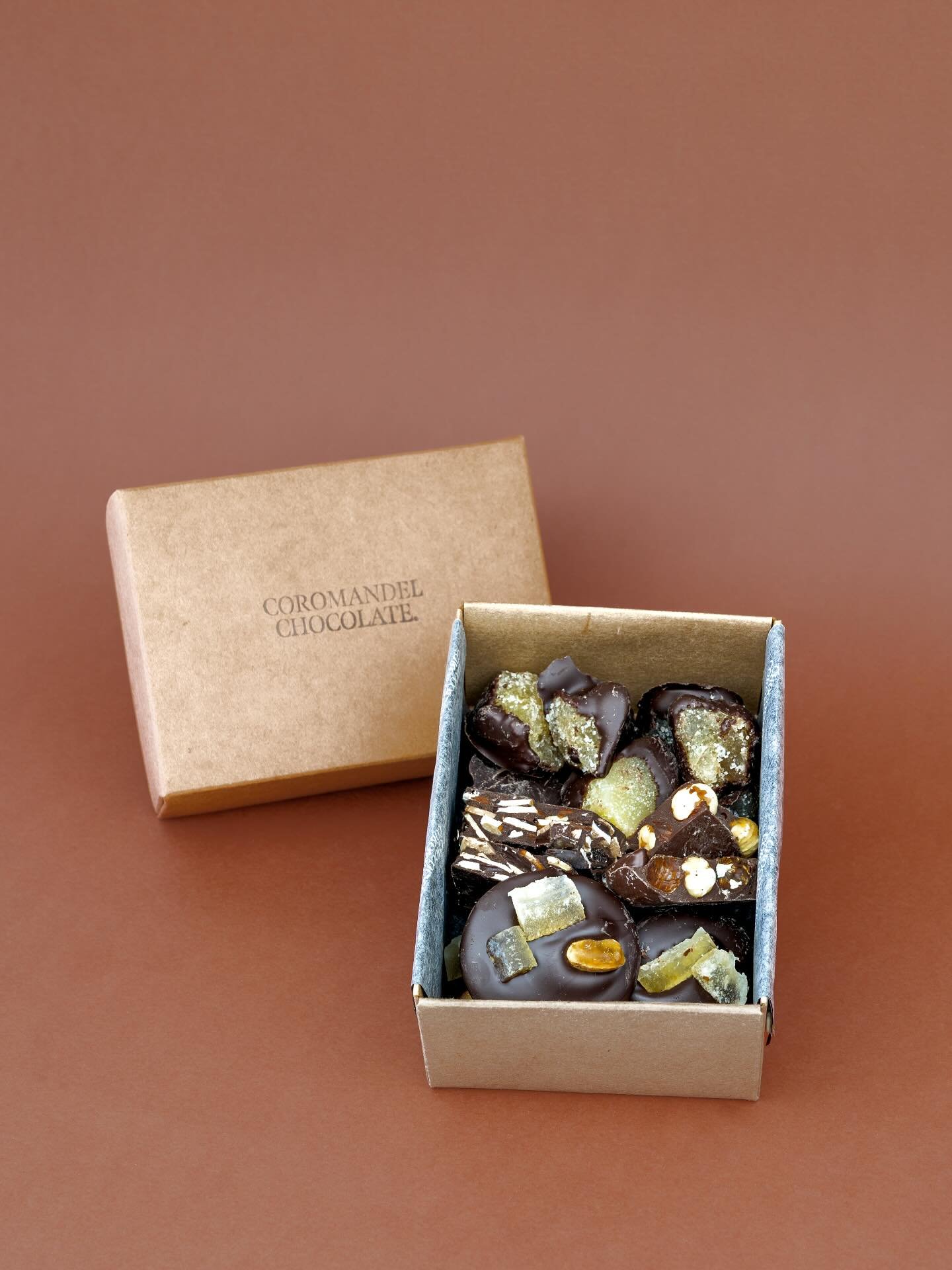 After dinner boxes : 
-Ginger and dark chocolate 
-Mendiant 
-Hazelnut slab
-Almond cluster 

The perfect after dinner treat to spoil family &amp; Friends🤎