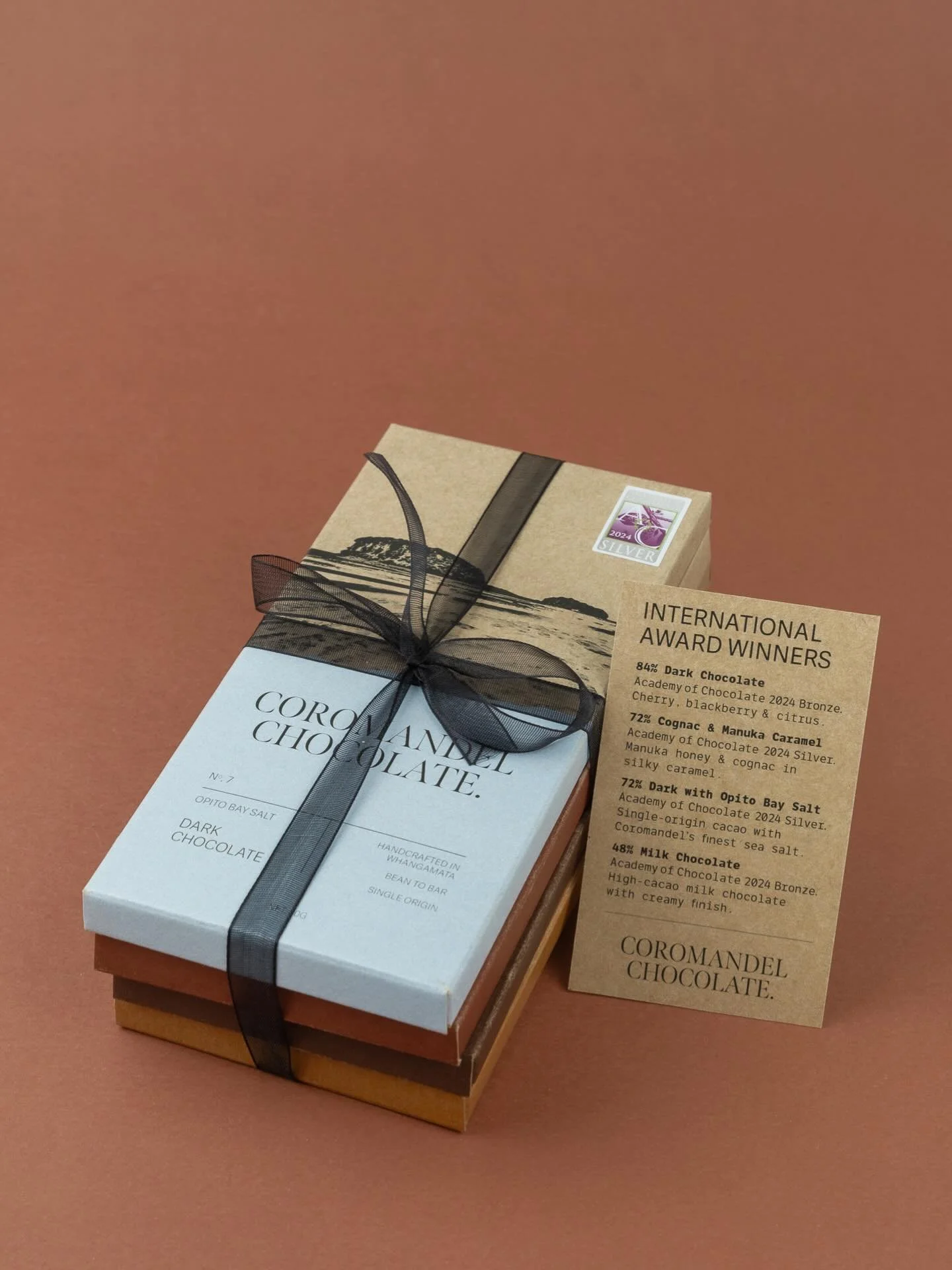 Go check out our bundle gift collection  available in store and online. The perfect handcrafted gift from your local chocolate maker 🤎