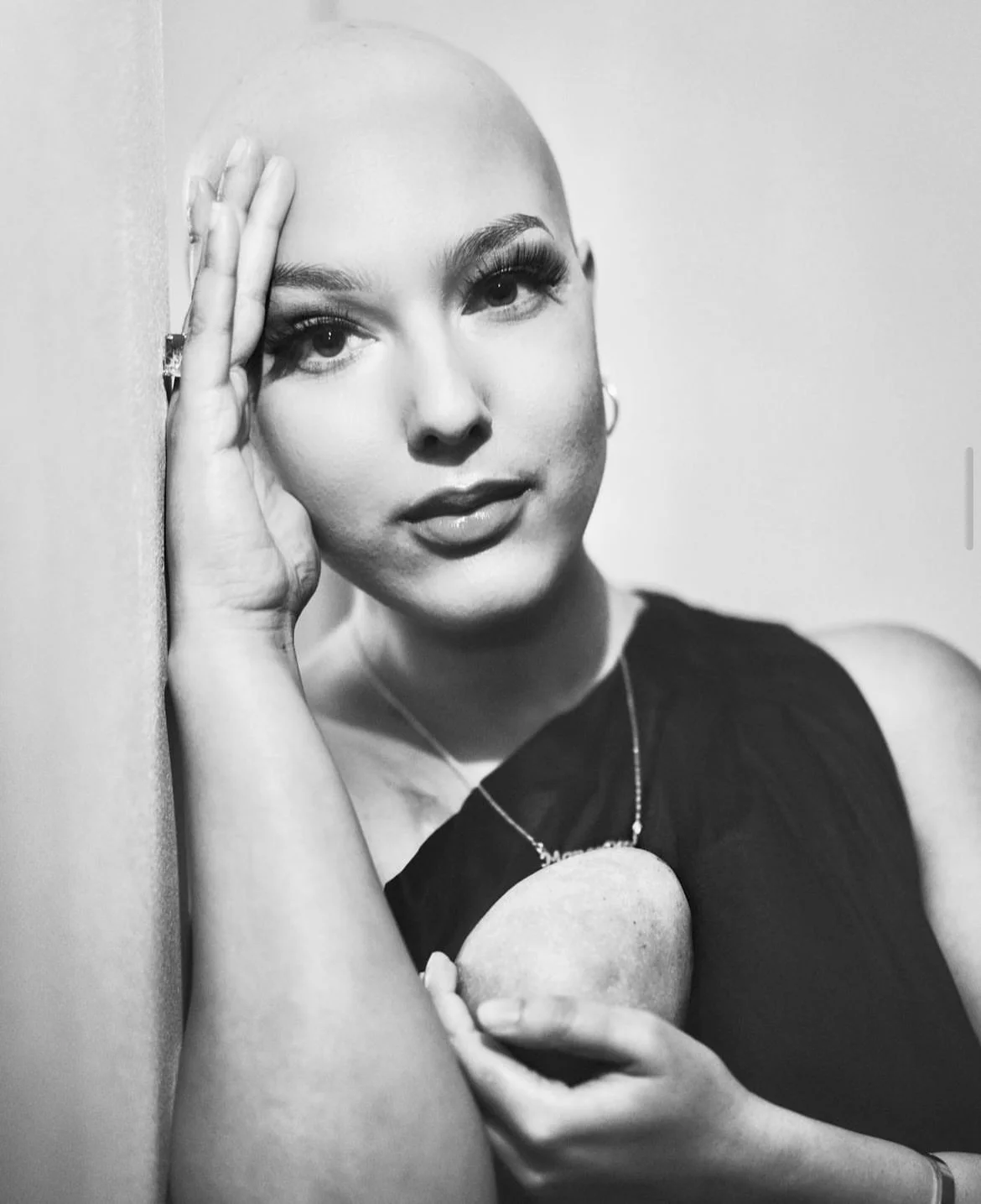 Meet Amanda Lyons, one of our Jingle Bell Jog '22 Recipients 